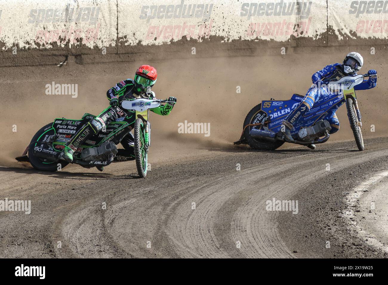 04.01.2024 Opole, Poland, Speedway (zuzel) - Golden Helmet (Reall Final Turnieju o Zloty Kask ) op: Patryk Dudek, Bartosz Zmarzlik Stock Photo