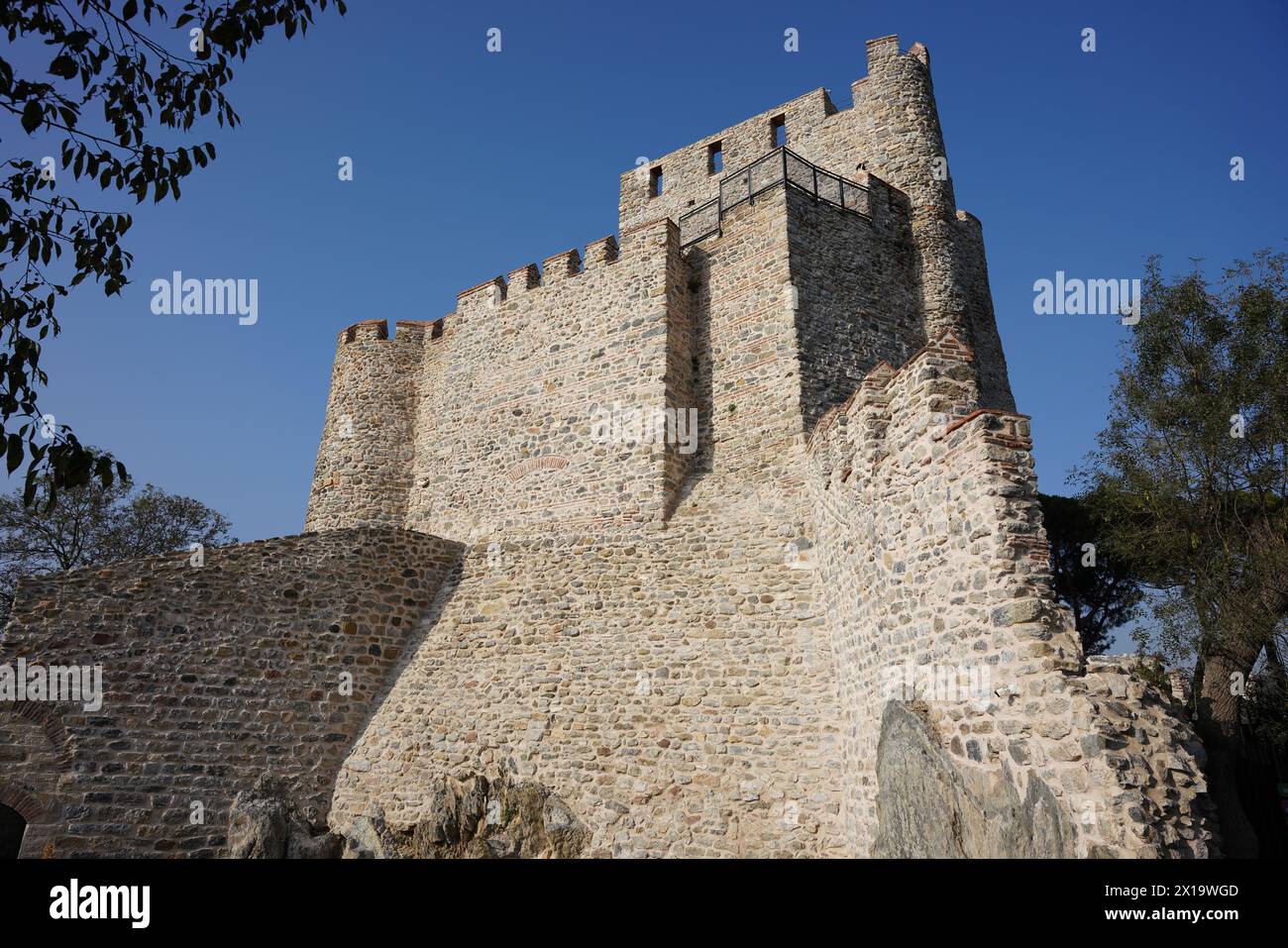 Anadoluhisari anadolu hisari hisar hi-res stock photography and images ...