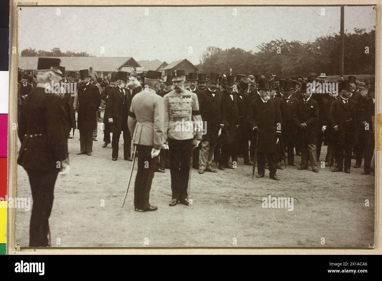 Franz Joseph I, Emperor of Austria, Franz Joseph in crusade uniform of a k and K field marshal in Hungarian adjustment in crape in a conversation with an officer., 1890 - 18900101 PD15100 - Rechteinfo: Rights Managed (RM) Stock Photo