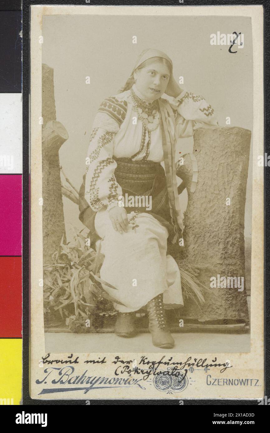 Ruthene - bride with headcover (pokrywalo), livery of a bride with an special headscarf (ran scarf or pokrywalo), that is presented by her bride groom as present. photograph by T Bahrynowicz, Chernivtsi, probably 1889, collodion paper, glossy photographic study to the painting by Julius Zuber 'Volkstypen aus der Dniestrgegend' (compare Pk 1131, 2508) compare Kronprinzenwerk (factory) ' (Die oesterreichisch-ungarische Monarchie in Wort und Bild, Wien 1886-1902), Bd. Bukowina, 1899, S. 243', 1898 - 18980101 PD2773 - Rechteinfo: Rights Managed (RM) Stock Photo