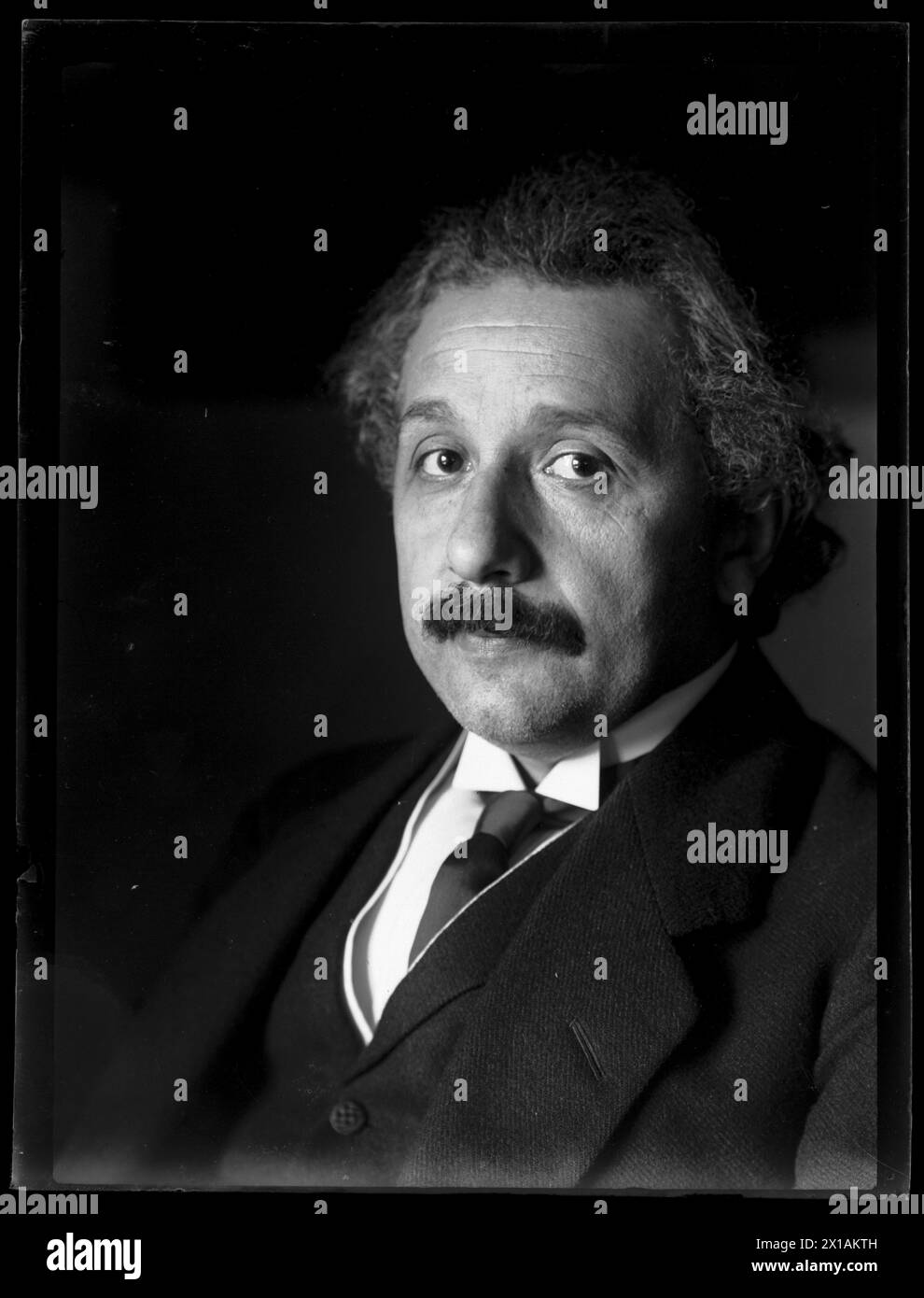 Picture Albert Einstein (1879-1955), portrait Albert Einstein., 1921 - 19210101 PD1087 - Rechteinfo: Rights Managed (RM) Stock Photo
