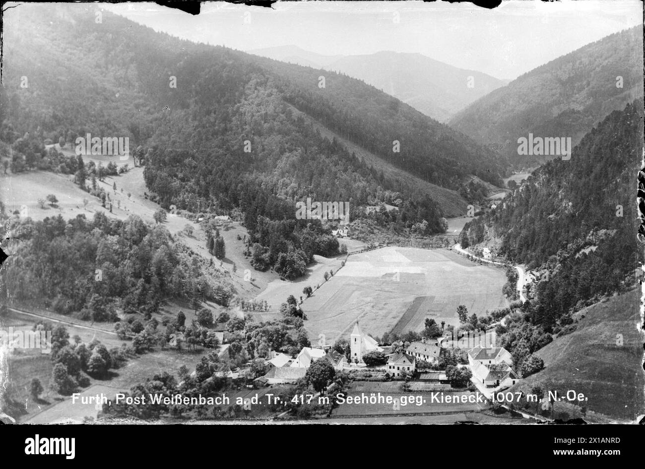 Furth at the Triesting (river), partial oversight with the parish church (Saint Magdalene) from higher position, from east-northeast, towardsKieneck, 1929 - 19290101 PD3659 - Rechteinfo: Rights Managed (RM) Stock Photo