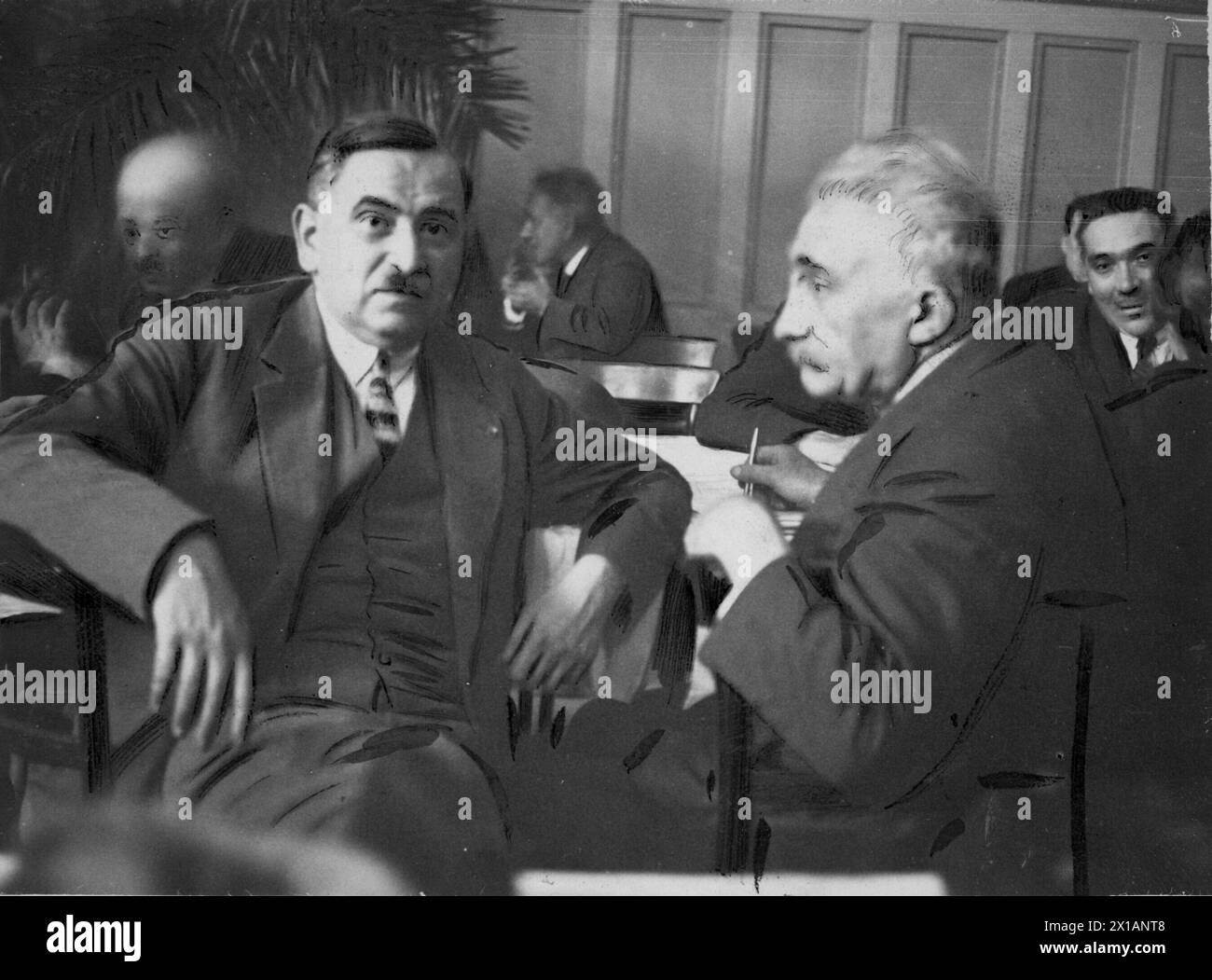 Social-democratic party congress in Vienna, Otto Bauer (on the left) with Alexandre Marie Bracke-Desrousseaux., 01.10.1929 - 19291001 PD0033 - Rechteinfo: Rights Managed (RM) Stock Photo