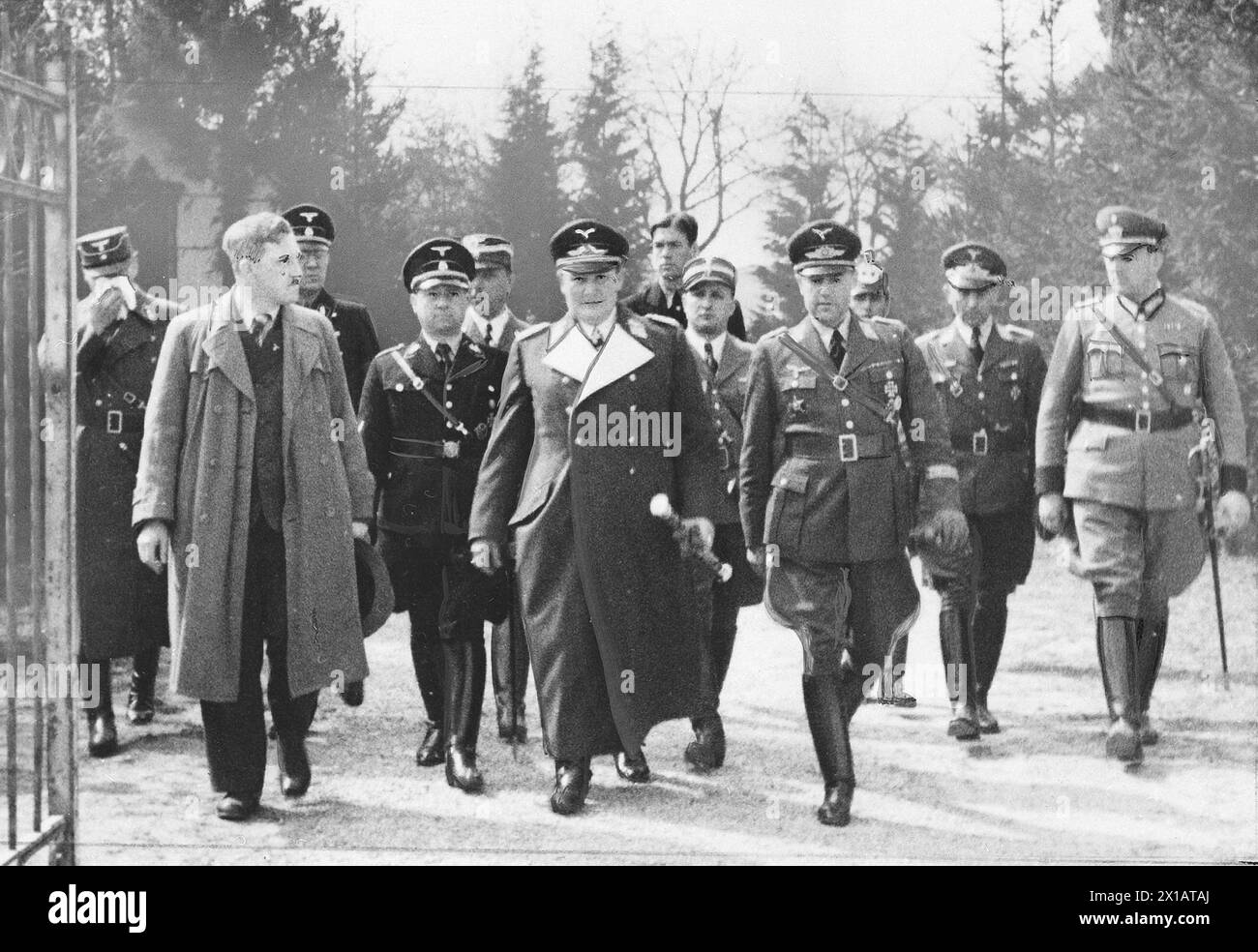 Hermann Goering in Linz, during an tour with his crook, attending of August Eigruber (in civvies), 15.3.1938 - 19380315 PD0054 - Rechteinfo: Rights Managed (RM) Stock Photo
