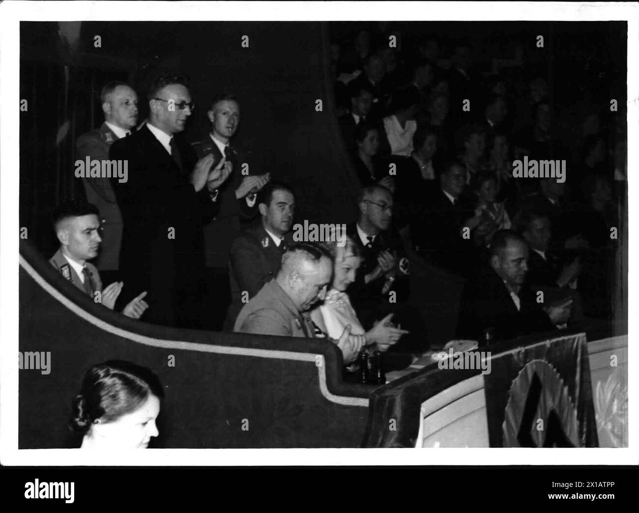 Opening of the Raimund Theatre, the Germans Labour Front opened with Milloecker ''Bettelstudent'' the 3rd Viennese KdF theatre Reichsorganisationsleiter (Reich organisation leader) Ley with his woman, behind Seyss-Inquart, gauleiter Globocnik and vice-mayor Blaschke in the VIP box of the Raimund Theatre in Vienna, 16.11.1938 - 19381116 PD0008 - Rechteinfo: Rights Managed (RM) Stock Photo