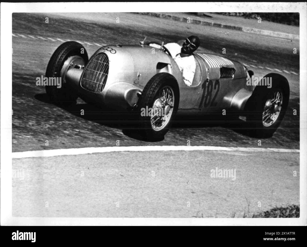 1930's racing driver Black and White Stock Photos & Images - Alamy