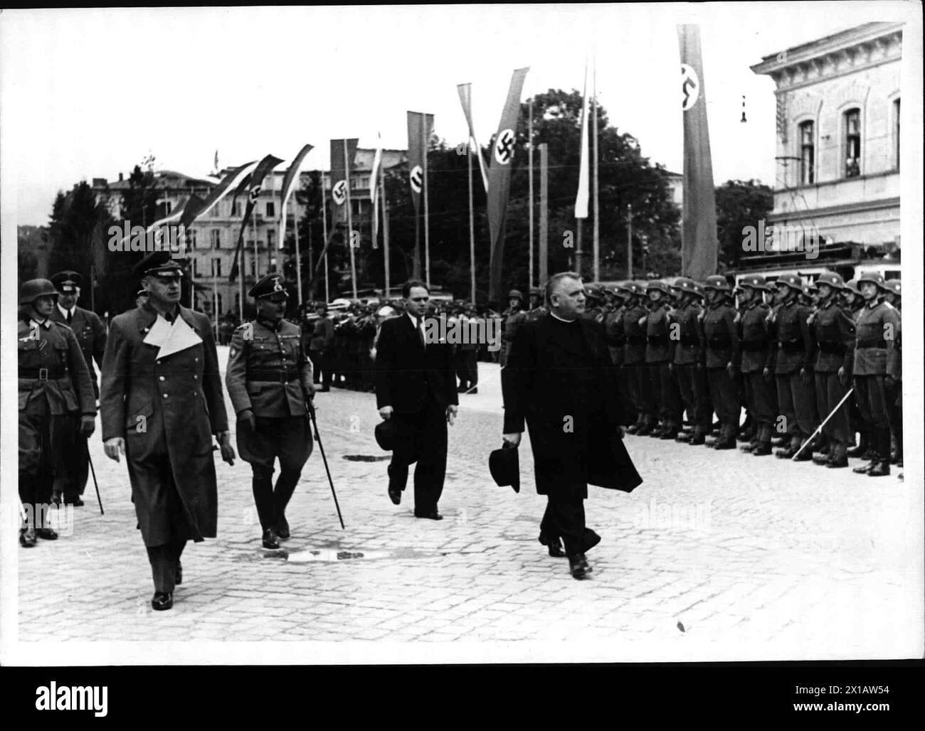 Tiso ribbentrop hi-res stock photography and images - Alamy