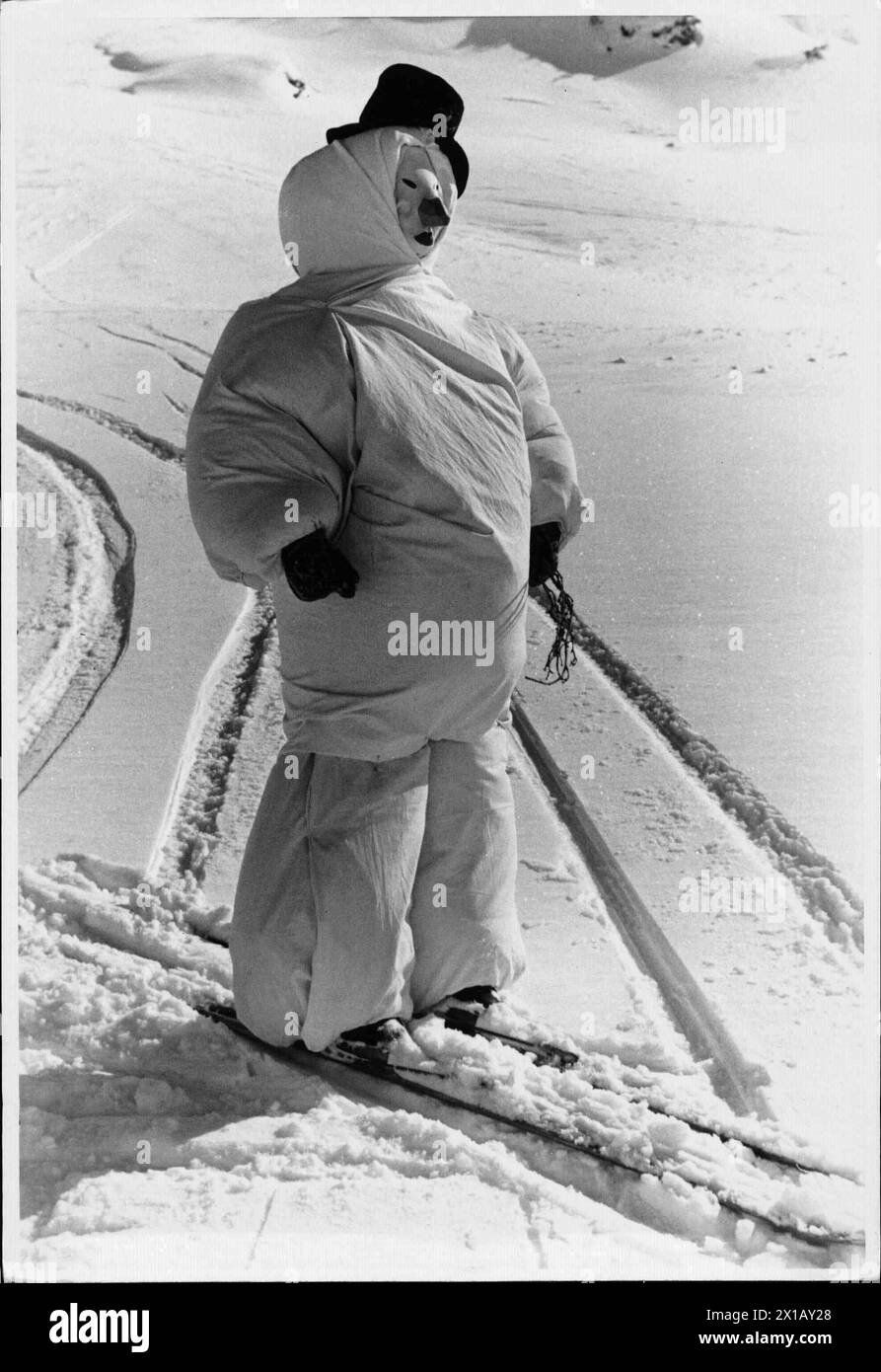 carnival in Zuers, snowman on ski., 01.02.1948 - 19480201 PD0016 - Rechteinfo: Rights Managed (RM) Stock Photo