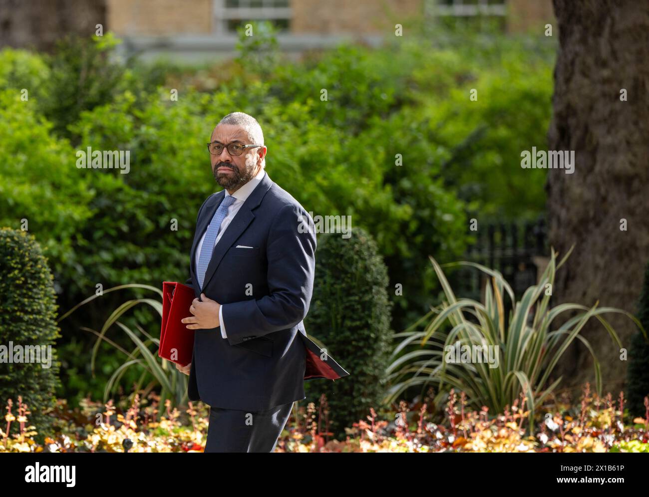 London, UK. 16th Apr, 2024. James Cleverly, Home Secretary, arrives at a cabinet meeting at 10 Downing Street London. Credit: Ian Davidson/Alamy Live News Stock Photo