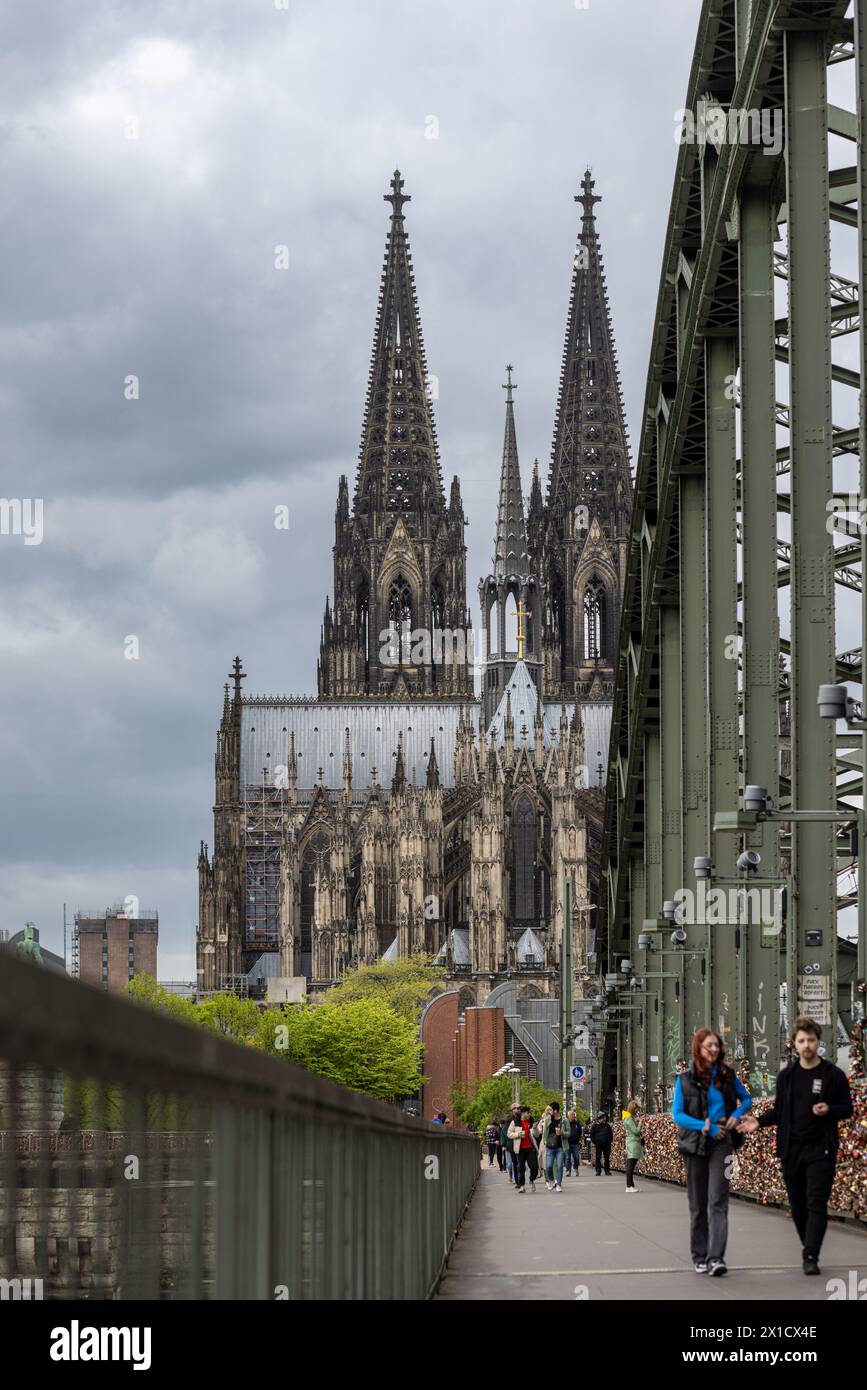Cologne Cathedral twin towers rising high above city skyline Stock ...