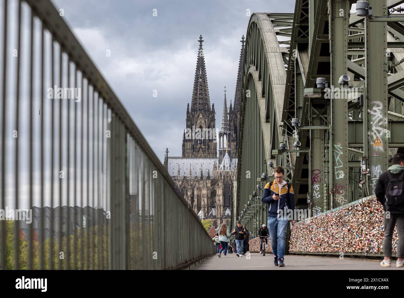 Cologne Cathedral twin towers rising high above city skyline Stock ...