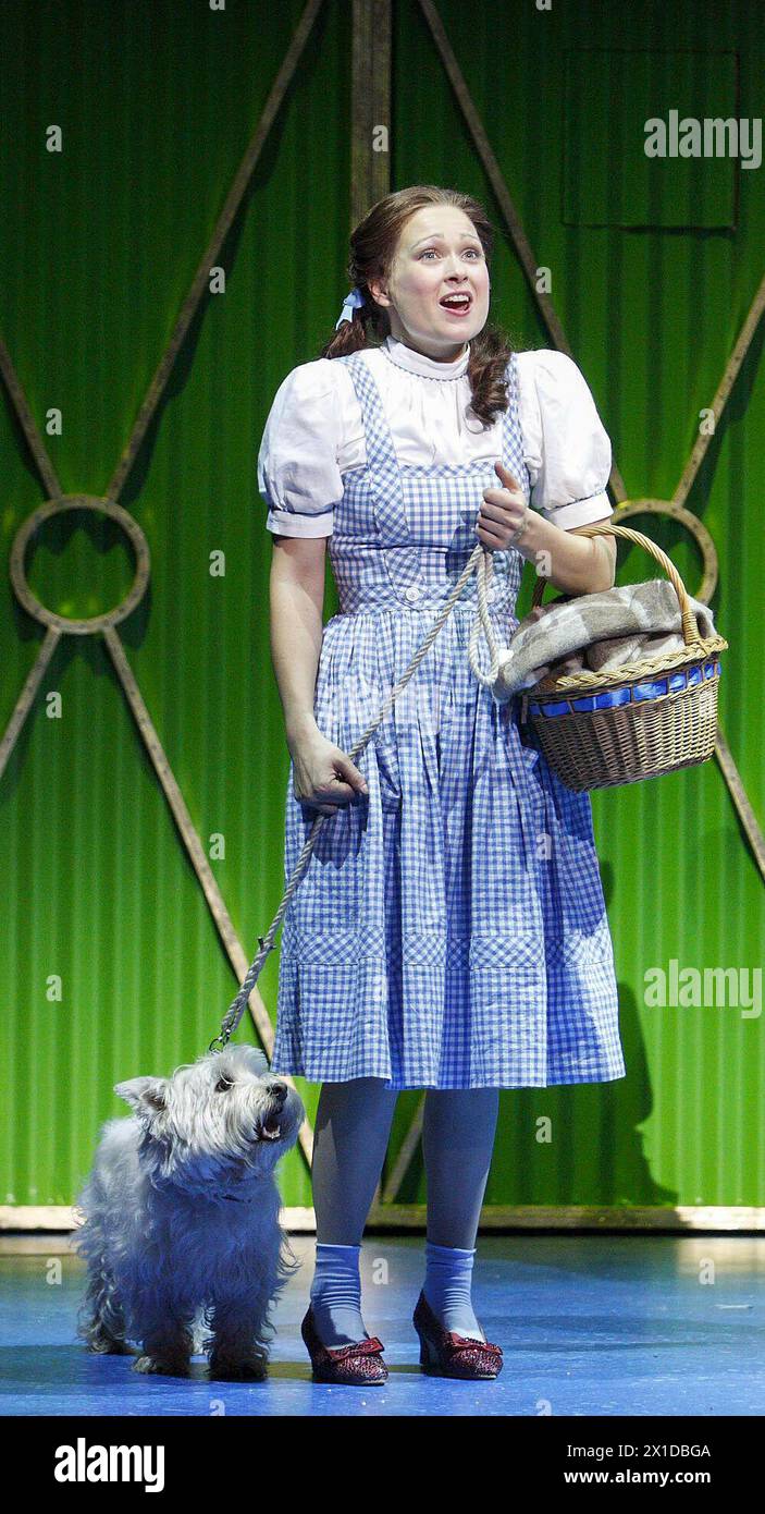 Sian Brooke (Dorothy Gale) in THE WIZARD OF OZ at the Royal Festival Hall, Southbank Centre, London SE1  29/07/2008 after the novel by by L. Frank Baum  music & lyrics: Harold Arlen & E. Y. Harburg   adapted by John Kane for the RSC  design: Michael Vale  lighting: Mike Gunning  choreography: Nick Winston  director: Jude Kelly  Royal Festival Hall (RFH), Southbank Centre, London SE1    29/07/2008 Stock Photo