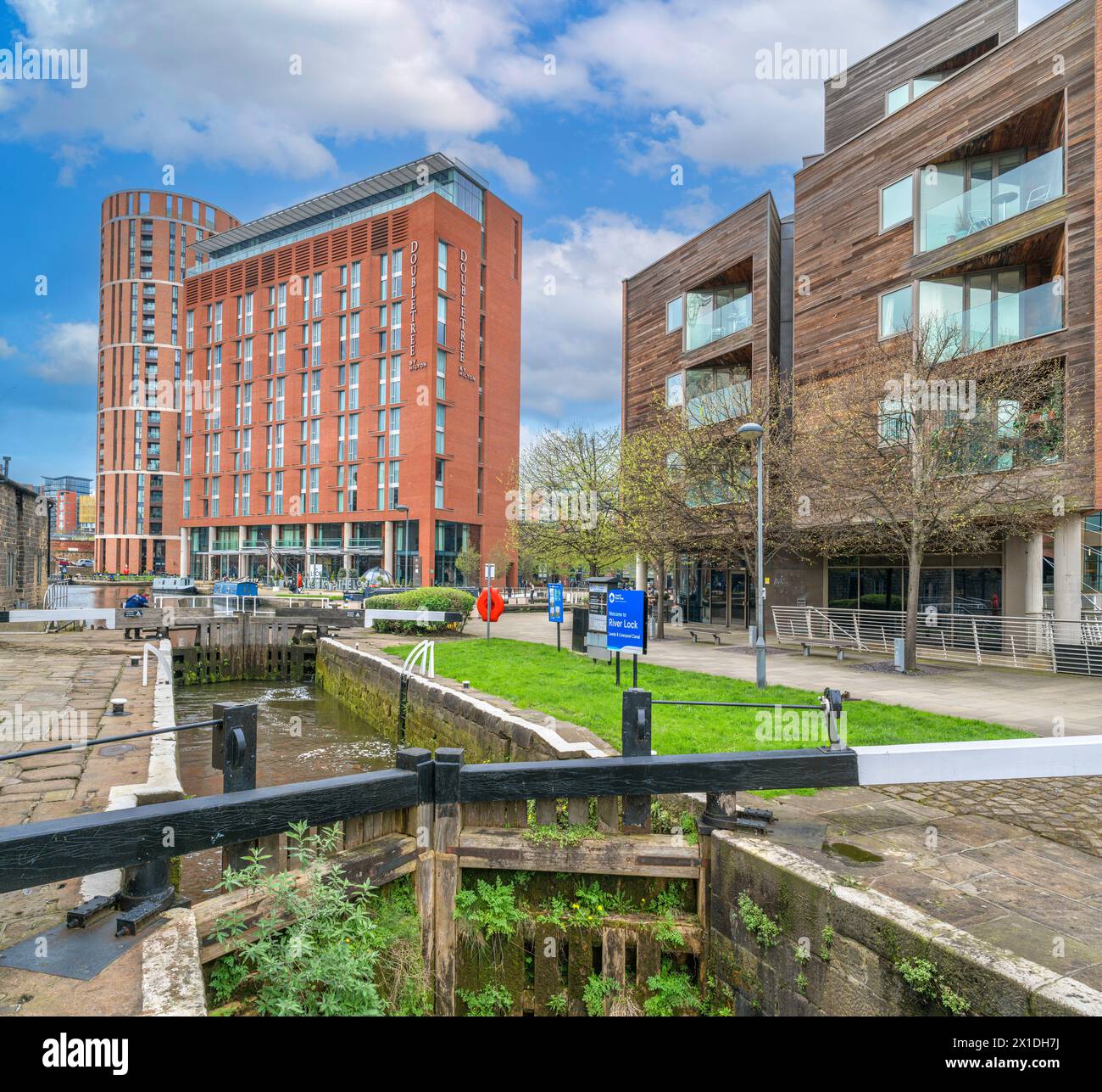 Granary Wharf looking towards the DoubleTree Hotel by Hilton, Leeds, West Yorkshire, UK Stock Photo