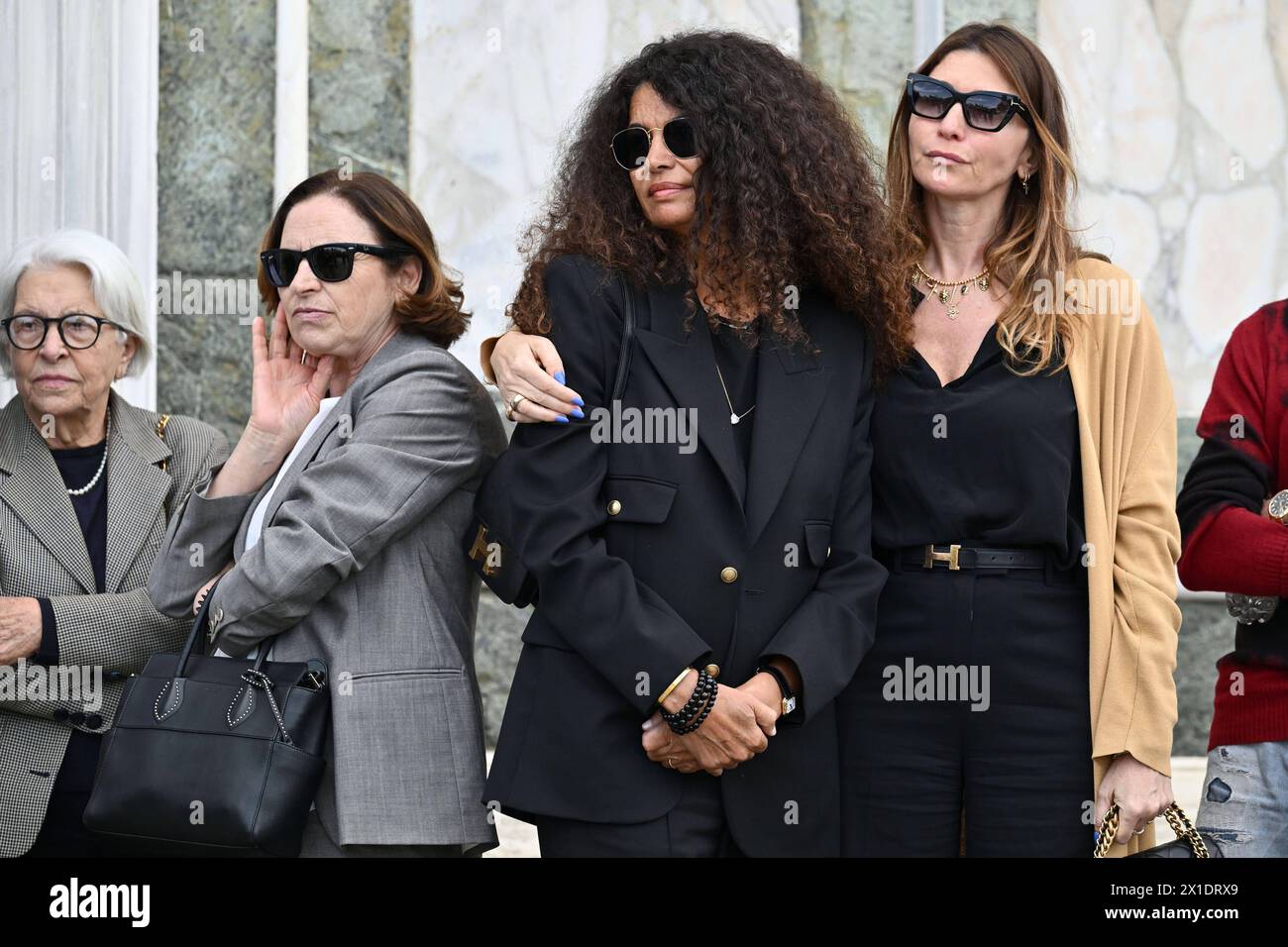 News - Funeral of Roberto Cavalli Afef Jnifen attends the funeral ceremony during Funeral of Roberto Cavalli, News in Florence, Italy, April 15 2024 Florence Basilica of San Miniato al Monte Italy Copyright: x/xLiveMediax LPN 1313106 Stock Photo