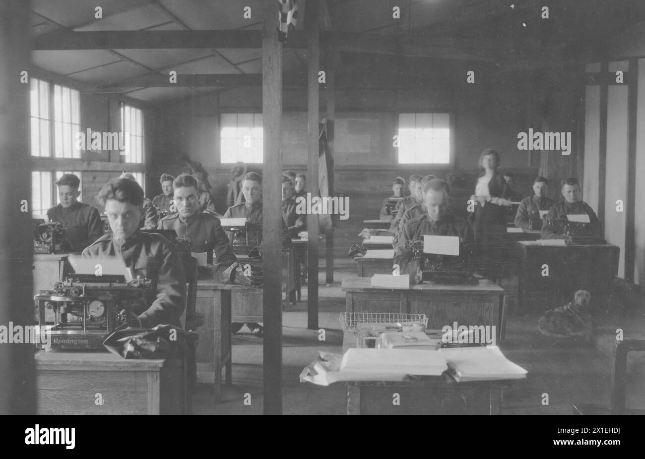 Views at Various Camps. Typewriting Class, Business Department, Vocational Training, Camp Taylor, Ky ca. 1920 Stock Photo