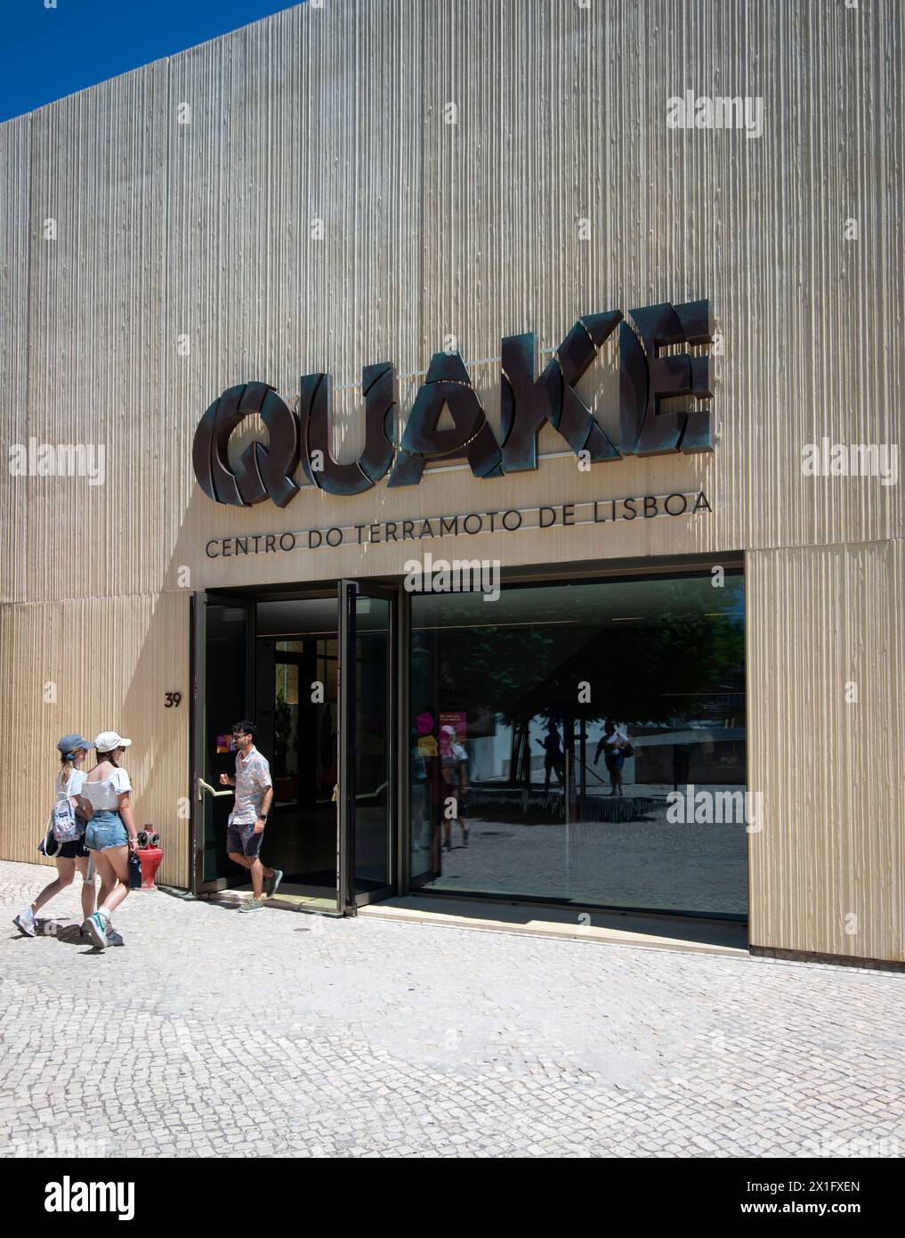 QUAKE Lisbon Earthquake Museum, Belém in Lisbon, Portugal.  Entrance to Quake, Centro Do Terramoto De Lisboa.  The 1,800 Square Meter Museum dedicated to the Great Lisbon Earthquake of 1755 opened to the public in April 2022.  The museum received an award for Historic Experience – Outstanding Achievement in 2022 and was named Europe’s Best Tourist Experience in 2023. Stock Photo