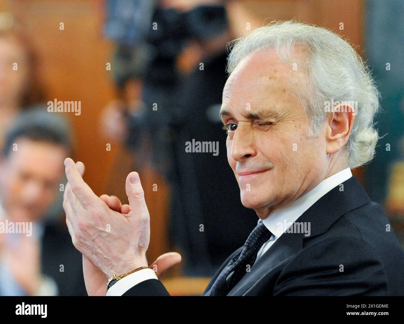 Spanish Catalan tenor José (Josep) Carreras is awarded the golden medal of honour of the city of Vienna in a ceremony in Vienna city hall on 13 October 2011. - 20111013 PD1341 - Rechteinfo: Rights Managed (RM) Stock Photo