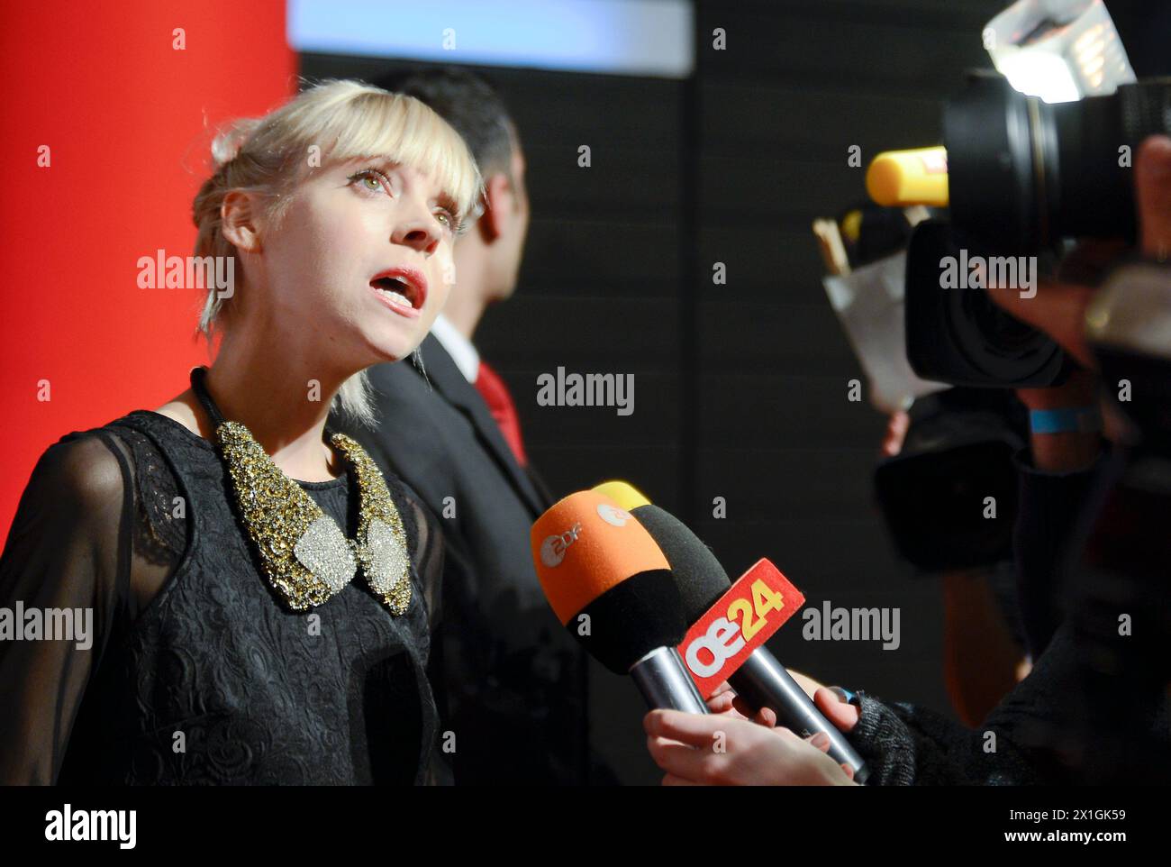 Vienna - Premiere of the movie '3096 days' at the Cineplexx cinema Wienerberg in Vienna, Austria, 25 February 2013. The movie tells the story of Austrian Natascha Kampusch, who was kidnapped at the age of 10 and held in a cellar for over eight years. PICTURE:  Actress Antonia Campbell-Hughes on Red Carpet - 20130225 PD3602 - Rechteinfo: Rights Managed (RM) Stock Photo