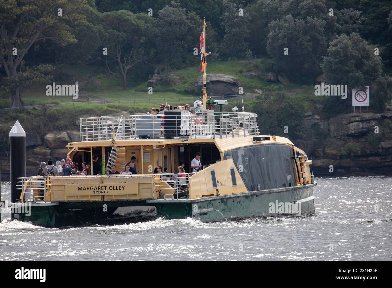 Sydney river class ferry, the MV Margaret Olley ferry at Balmain East ...