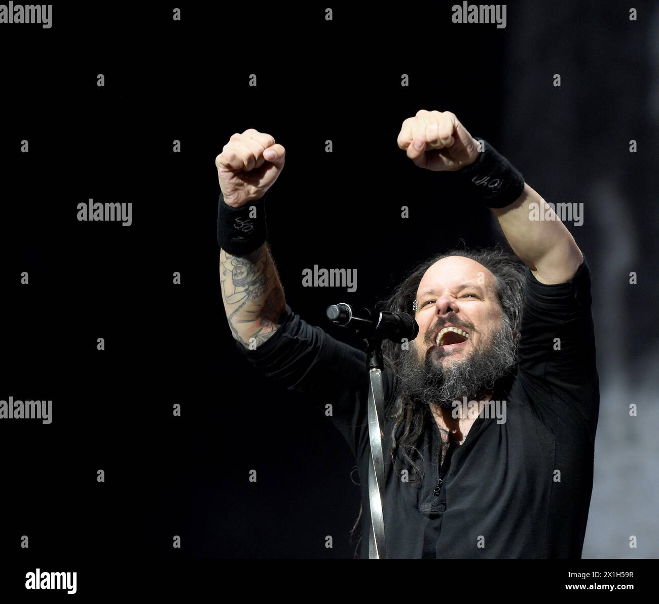 Austrian music festival 'Nova Rock 2016' in Nickelsdorf, Austria, takes place from 9 to 12 June 2016. PICTURE:   singer Jonathan Davis of the band 'Korn' during concert on 'Blue Stage' - 20160610 PD0041 - Rechteinfo: Rights Managed (RM) Stock Photo