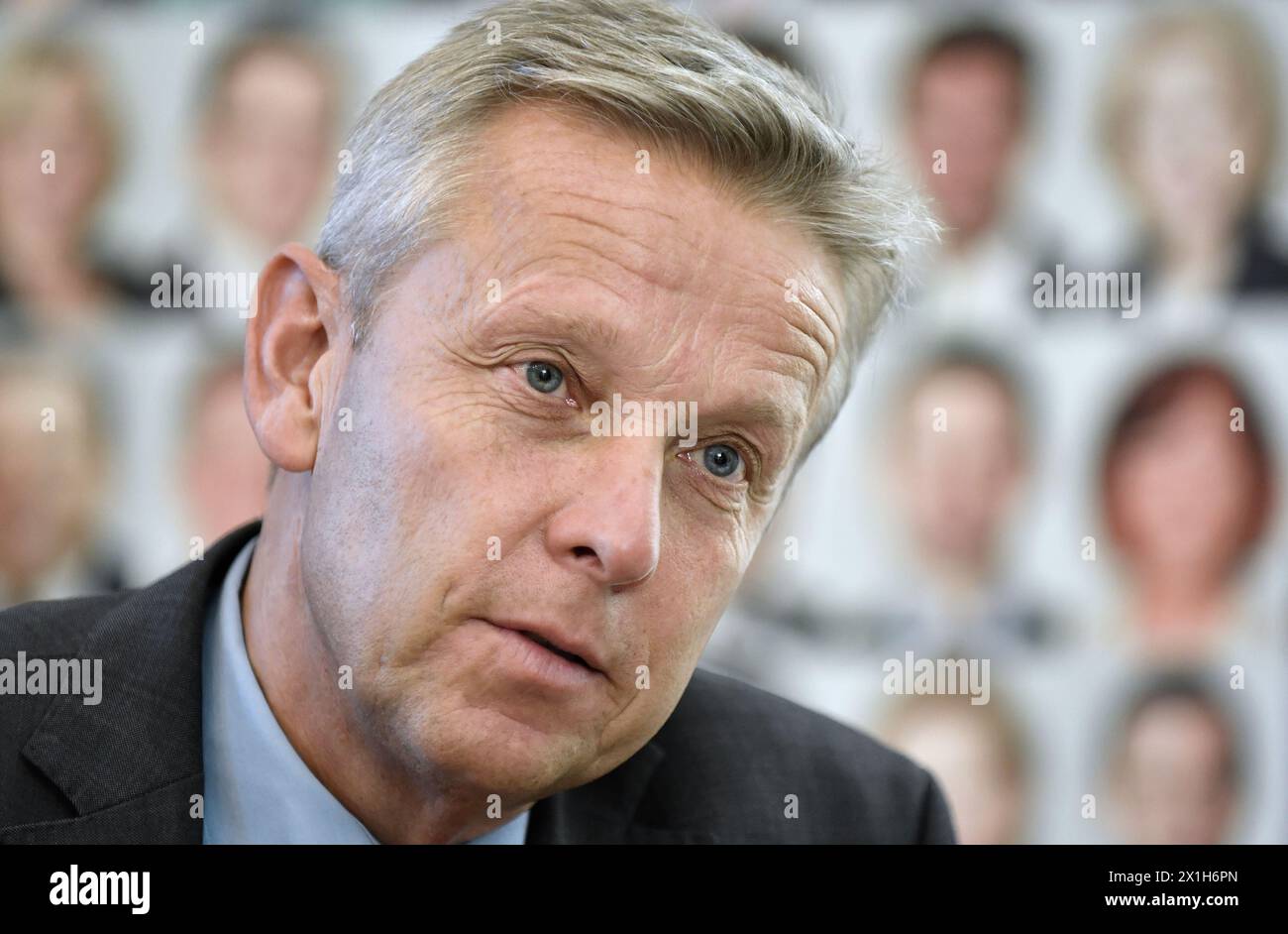Reinhold Lopatka, chairman of the Austrian People's Party, during an interview on December 19 2016 in Vienna. - 20161219 PD9201 - Rechteinfo: Rights Managed (RM) Stock Photo