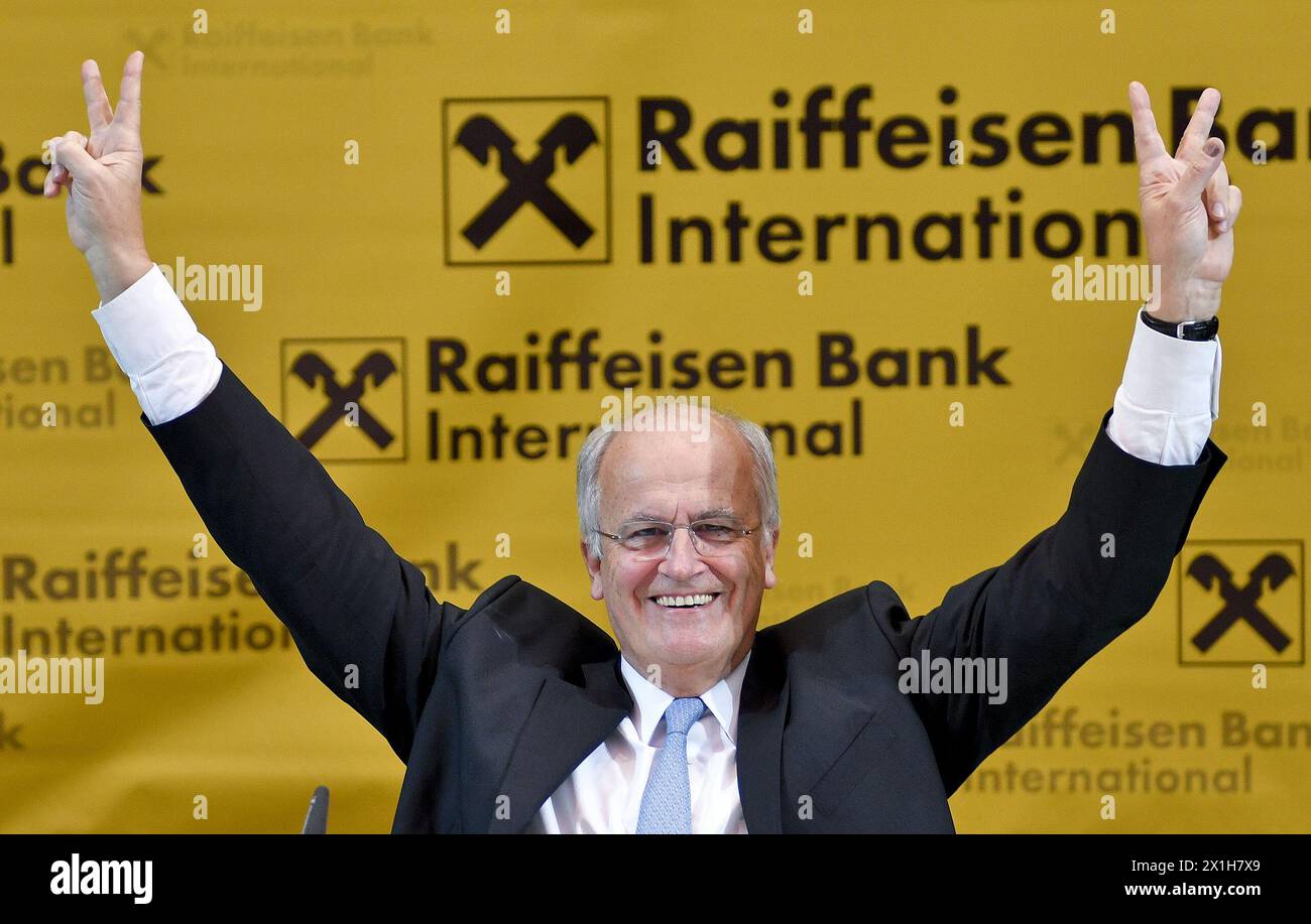 CEO Karl Sevelda during annual result press conference of the banking establishment Raiffeisen Bank International in Vienna, Austria on 2017/03/15 - 20170315 PD0887 - Rechteinfo: Rights Managed (RM) Stock Photo