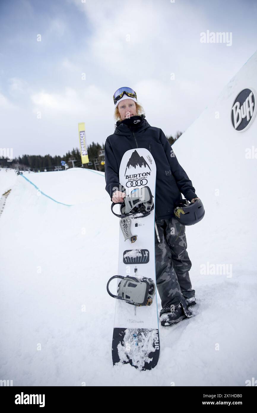 ST. GEORGEN OB MURAU - AUSTRIA: Austrian Snowboarder Clemens Millauer during a photo shoot preceding the FIS Snowboard Slopestyle Worldcup on 7 January 2019 at Kreischberg in St. Georgen ob Murau. - 20190107 PD2123 - Rechteinfo: Rights Managed (RM) Stock Photo