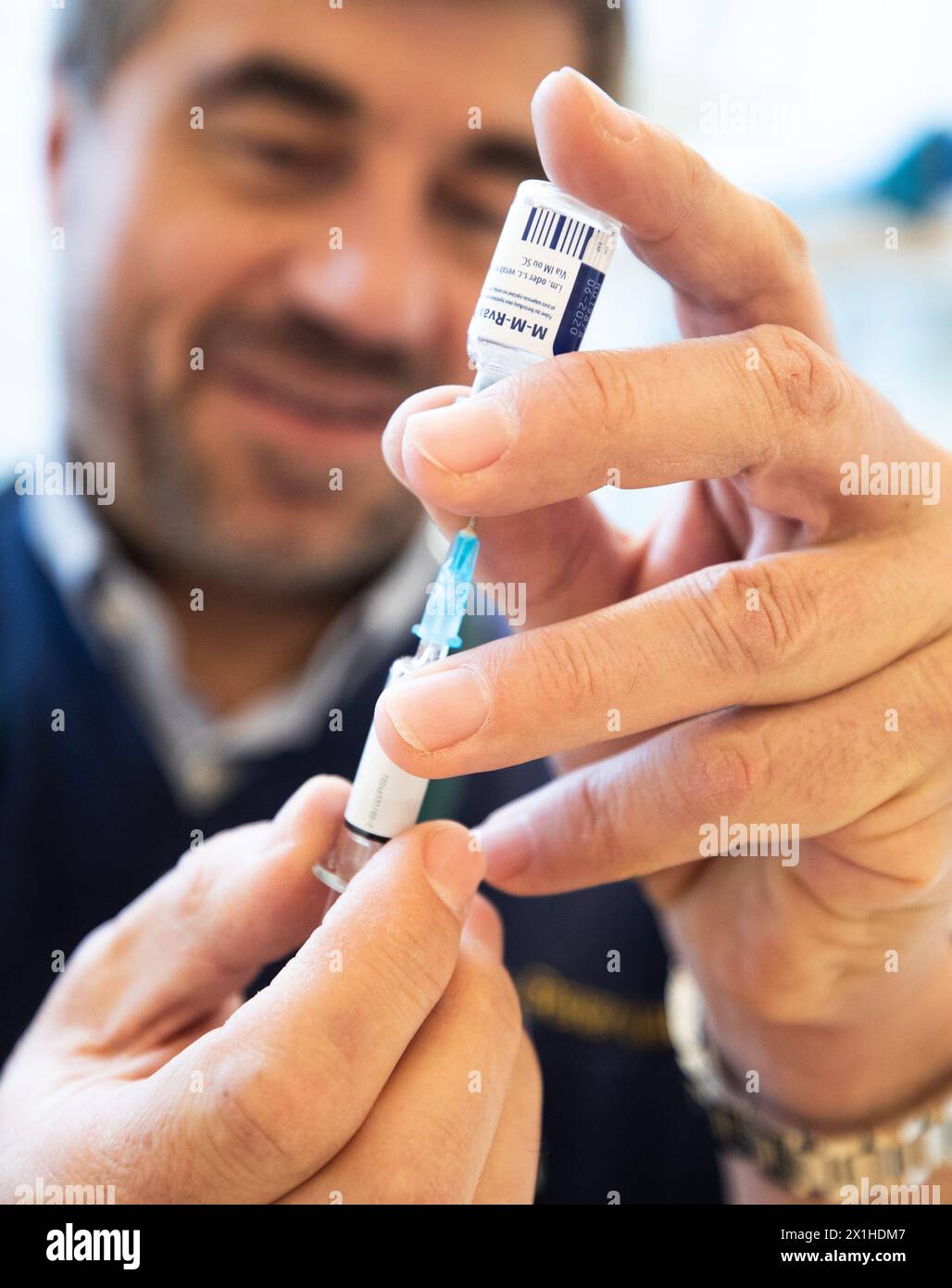 Feature: Measles vaccination. Photographed on 31 January 2019 at a pediatrician's office in Vienna. - 20190131 PD3581 - Rechteinfo: Rights Managed (RM) Stock Photo