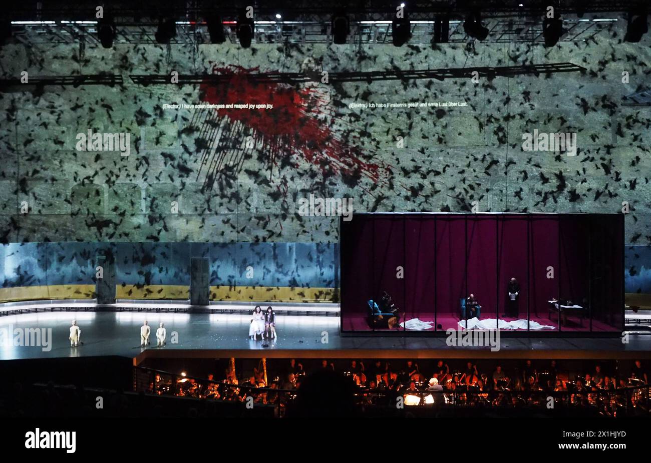 The dress rehearsal for the Oper 'Elektra' by German composer Richard Strauss on July 27, 2020 in Salzburg, Austria ahead of its premier at the Salzburger Festspiele on August 1, 2020.The 2020 Salzburg Festival will take place from 1 to 30 August, but in a different and shortened form, due to the coronavirus pandemic. PICTURE: Asmik Grigorian (Chrysothemis) und Ausrine Stundyte (Elektra) - 20200727 PD4282 - Rechteinfo: Rights Managed (RM) Stock Photo