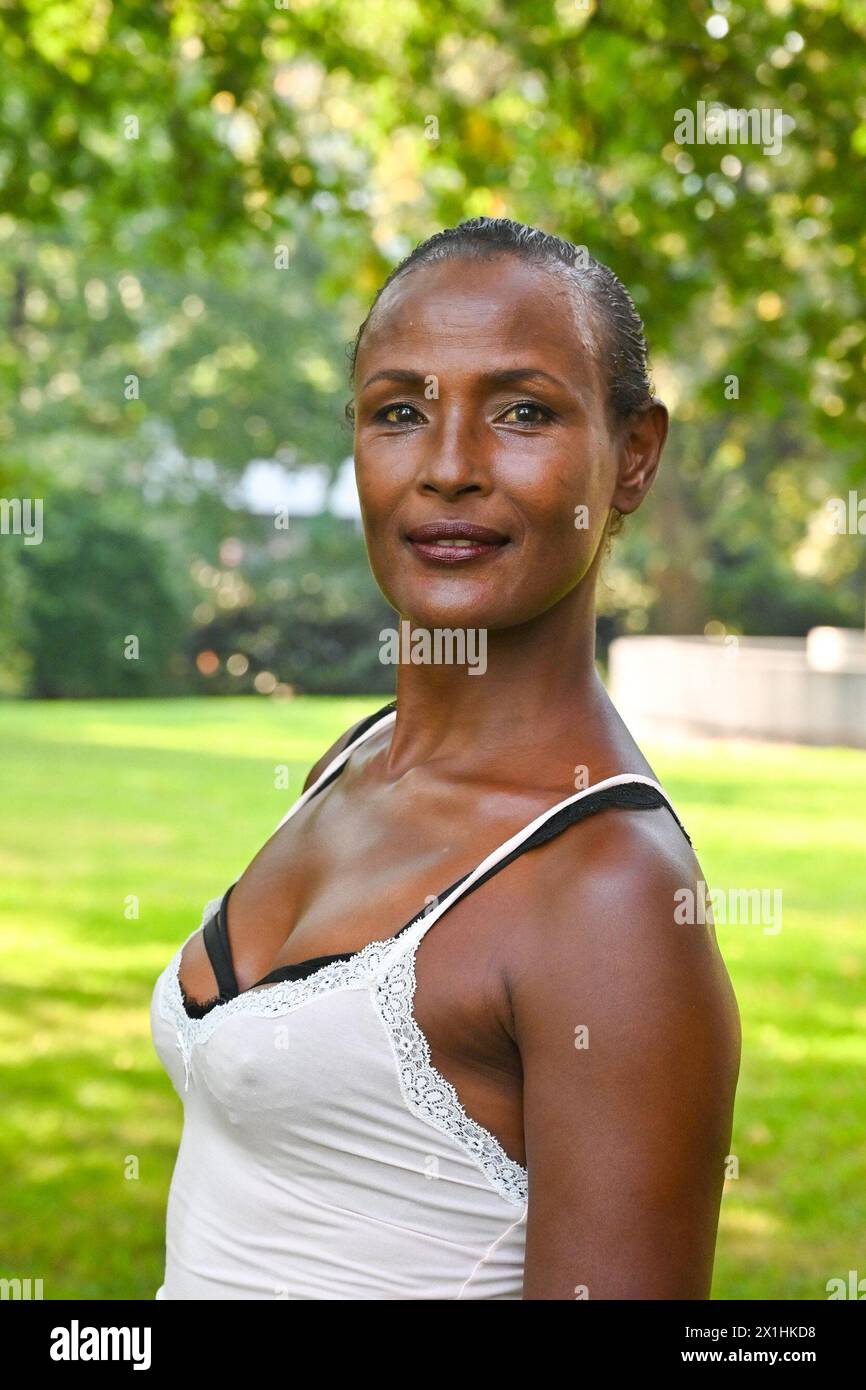 Waris Dirie during opening ceremony of the International Bruckner Festival in Linz on September 13, 2002. - 20200913 PD1105 - Rechteinfo: Rights Managed (RM) Stock Photo