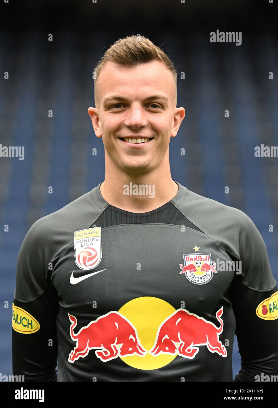 ABD0108 20220708 - Philipp Köhn (FC Red Bull Salzburg) during the team and portrait shooting of Austrian Bundesliga Club FC Red Bull Salzburg in Salzburg, Austria on July 8, 2022. - 20220708 PD4569 - Rechteinfo: Rights Managed (RM) Stock Photo