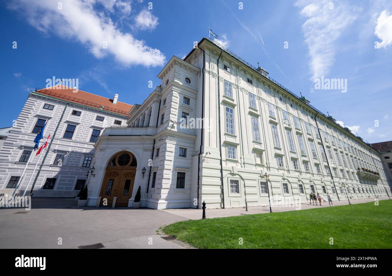 Feature - Illustration on the topic 'President's Chancellery - the offices of the Federal President in the Leopoldine Wing of the Vienna Hofburg', picture talen on August 29, 2022.    - Presidential Chancellery - 20220829 PD11766 - Rechteinfo: Rights Managed (RM) Stock Photo