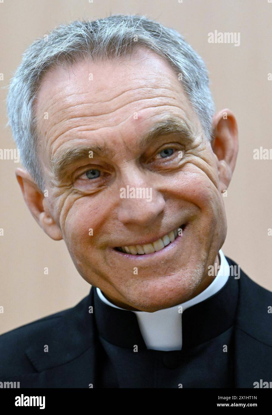Georg Gnswein Hi-res Stock Photography And Images - Alamy
