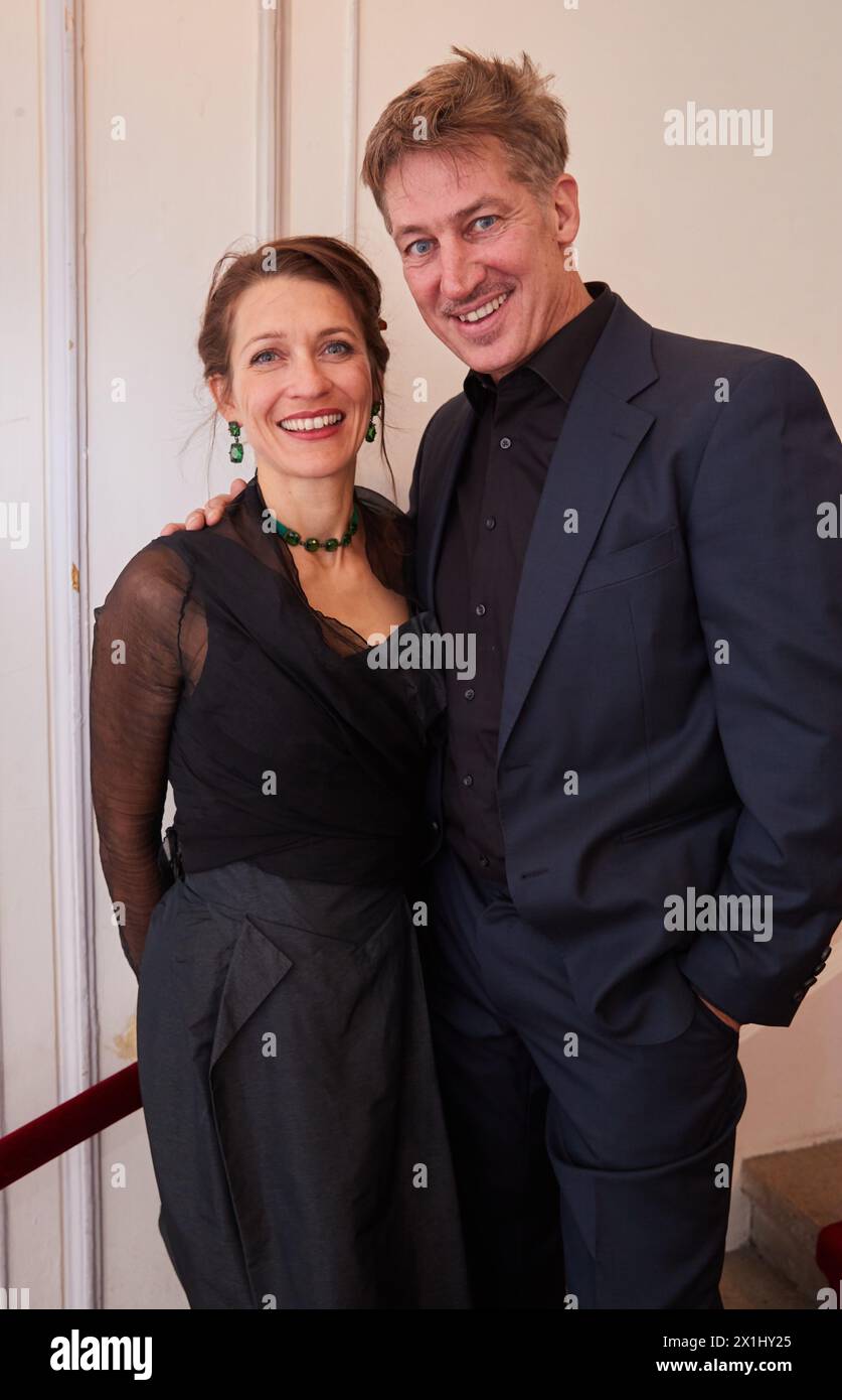 Austrian actor Tobias Moretti with his wife Julia at Nestroy 2017 theatre award at Ronacher in Vienna, Austria, on 13 November 2017. - 20171113 PD5468 - Rechteinfo: Rights Managed (RM) Stock Photo