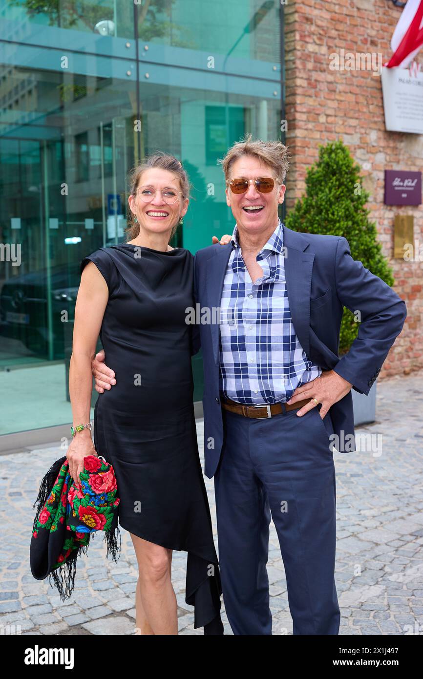 Austrian actor Tobias MORETTI with his wife Julia were honored as Feinschmecker des Jahres 2021 by Gault & Millau at Palais Coburg in Vienna, Austria, on June 24, 2021. - 20210624 PD14063 - Rechteinfo: Rights Managed (RM) Stock Photo