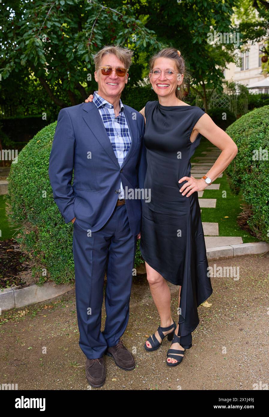 Austrian actor Tobias MORETTI with his wife Julia were honored as Feinschmecker des Jahres 2021 by Gault & Millau at Palais Coburg in Vienna, Austria, on June 24, 2021. - 20210624 PD14081 - Rechteinfo: Rights Managed (RM) Stock Photo