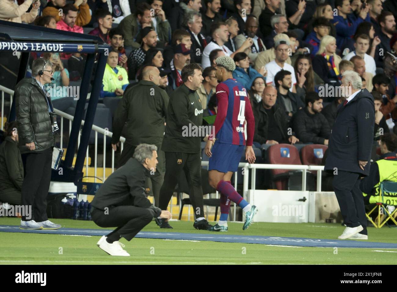 Ronald Araujo of Barcelona leaves the pitch after receiving a red card during the UEFA Champions League, Quarter-finals, 2nd leg football match between FC Barcelona and Paris Saint-Germain (PSG) on April 16, 2024 at Estadi Olimpic Lluis Companys in Barcelona, Spain Stock Photo
