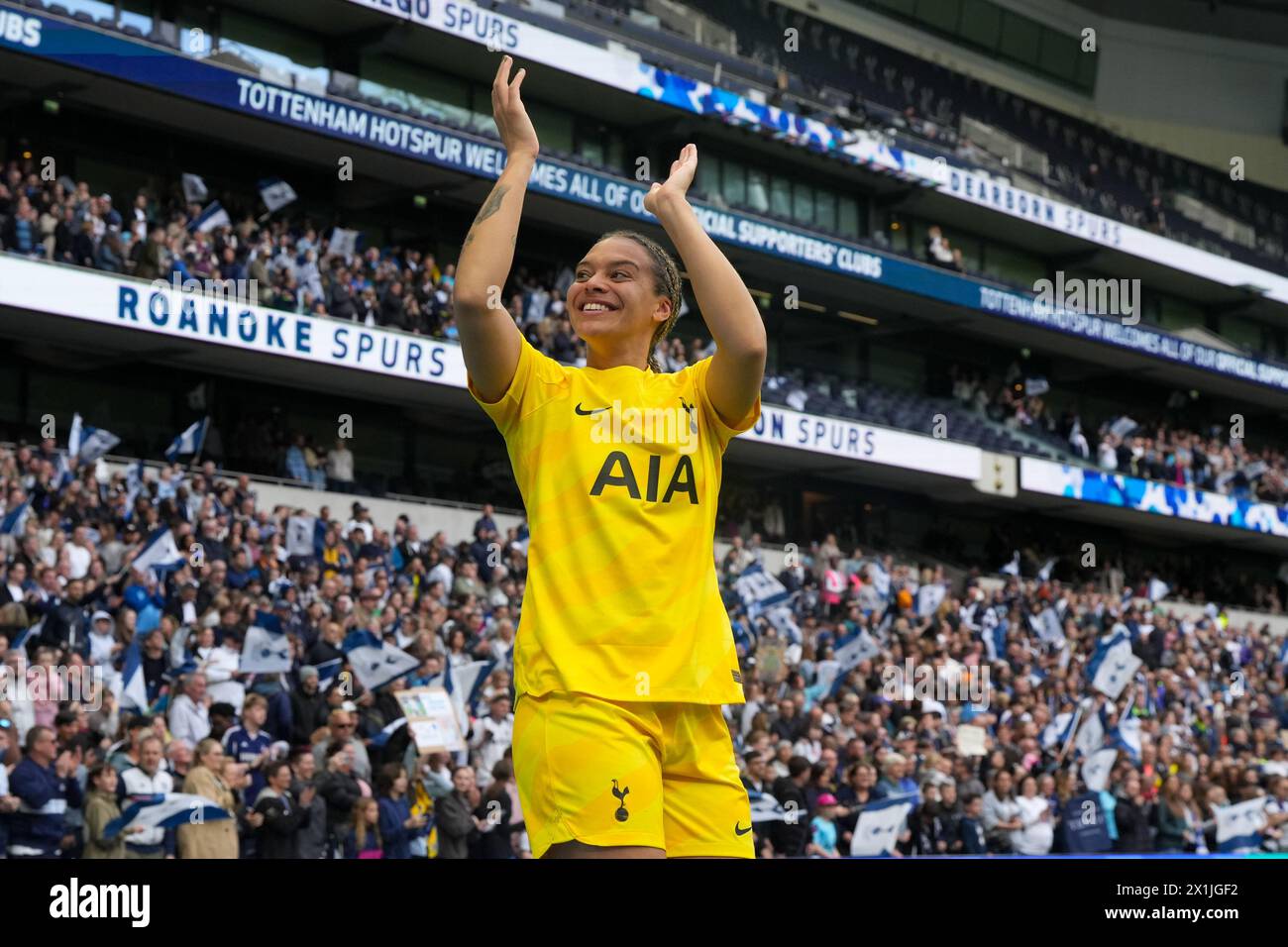 Tottenham, London, UK. 14th Apr, 2024. Becky Spencer claps with fans after win at the Women's FA Cup Semi Final at Tottenham Hotspur Stadium, London, England. (Rachel Lee/SPP) Credit: SPP Sport Press Photo. /Alamy Live News Stock Photo