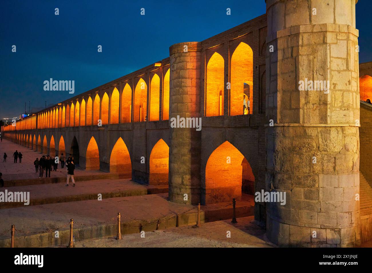 Zayanderud View of illuminated Allahverdi Khan Bridge, aka Si-o-se-pol (17th ...