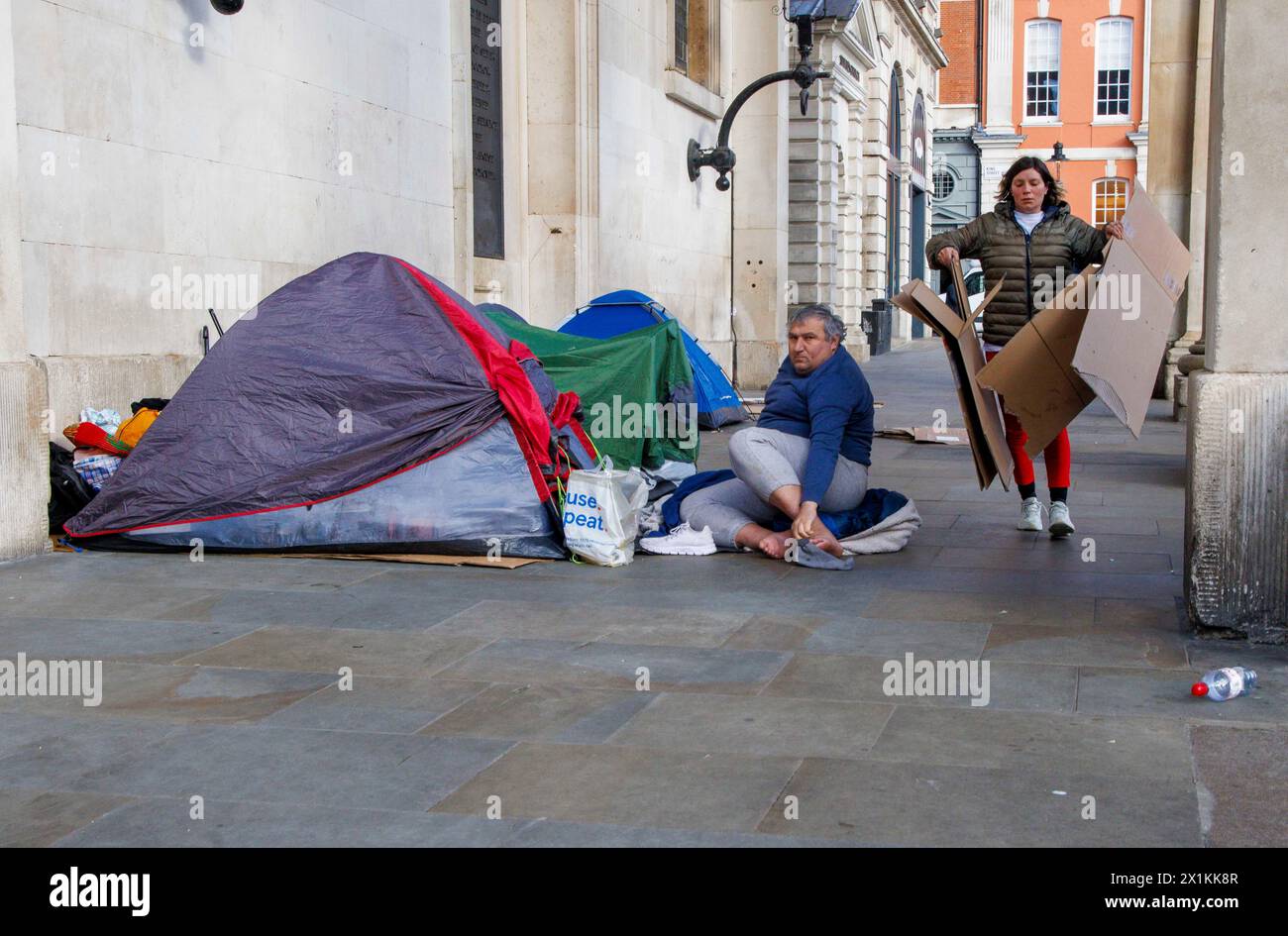 London, UK. 17th Apr, 2024. People living in tents by St Pauls Church