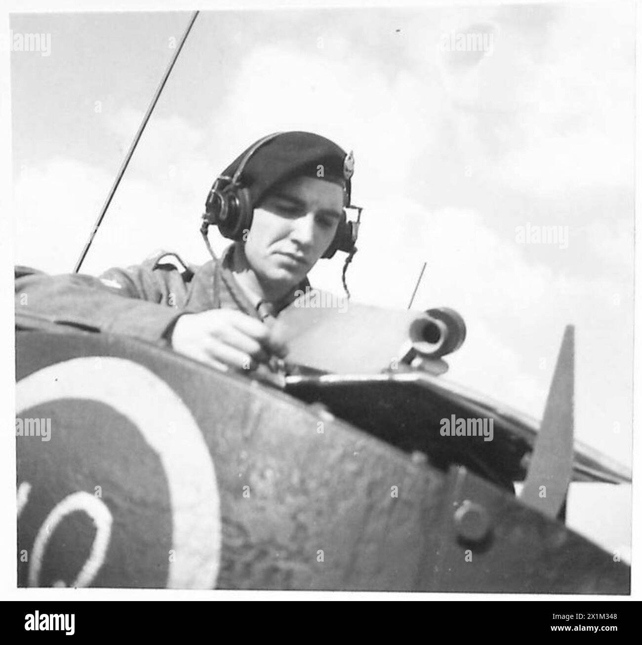 Military operational briefing Black and White Stock Photos & Images - Alamy