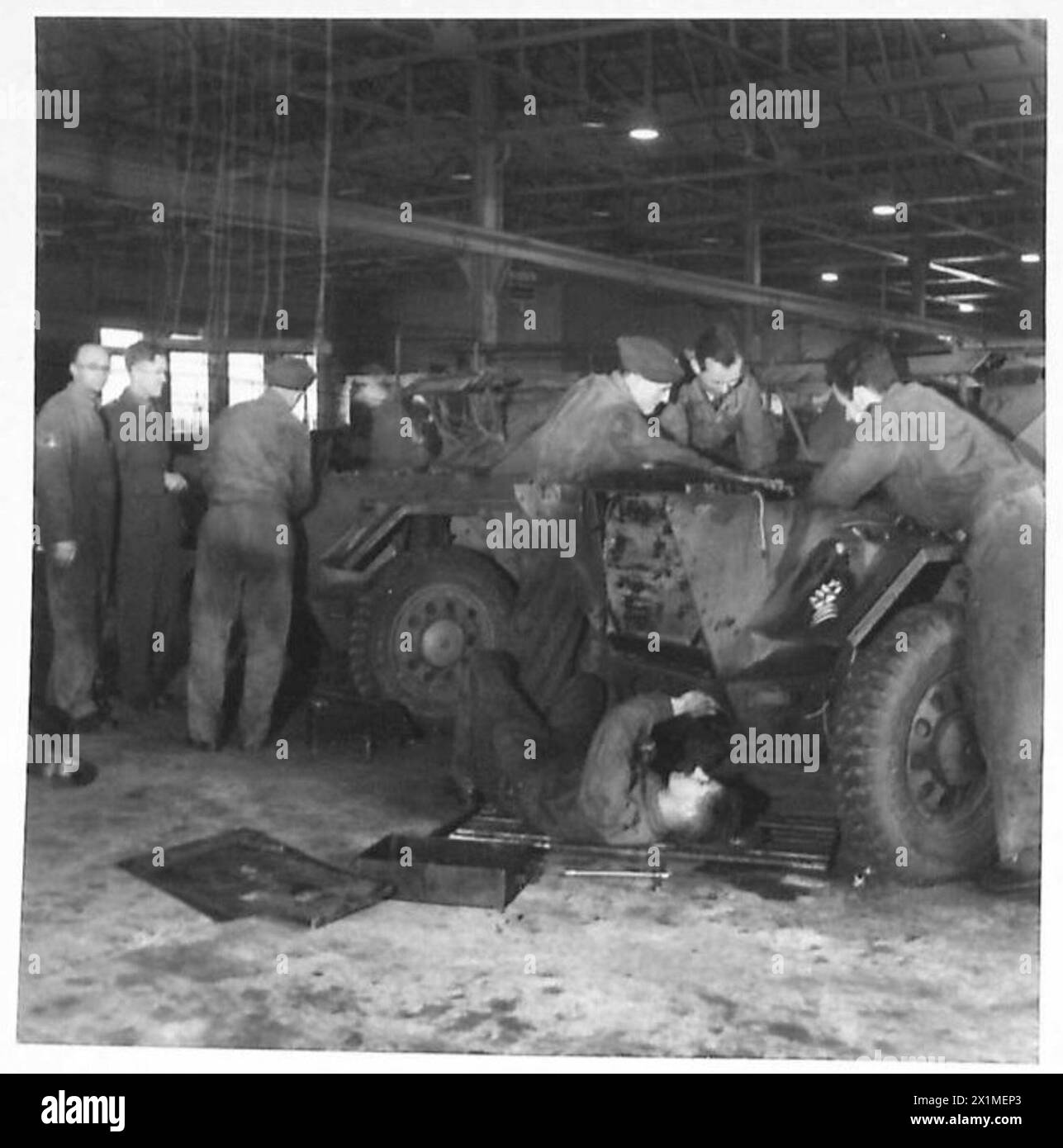 THE ROYAL ELECTRICAL AND MECHANICAL ENGINEERS AT WORK Mechanics