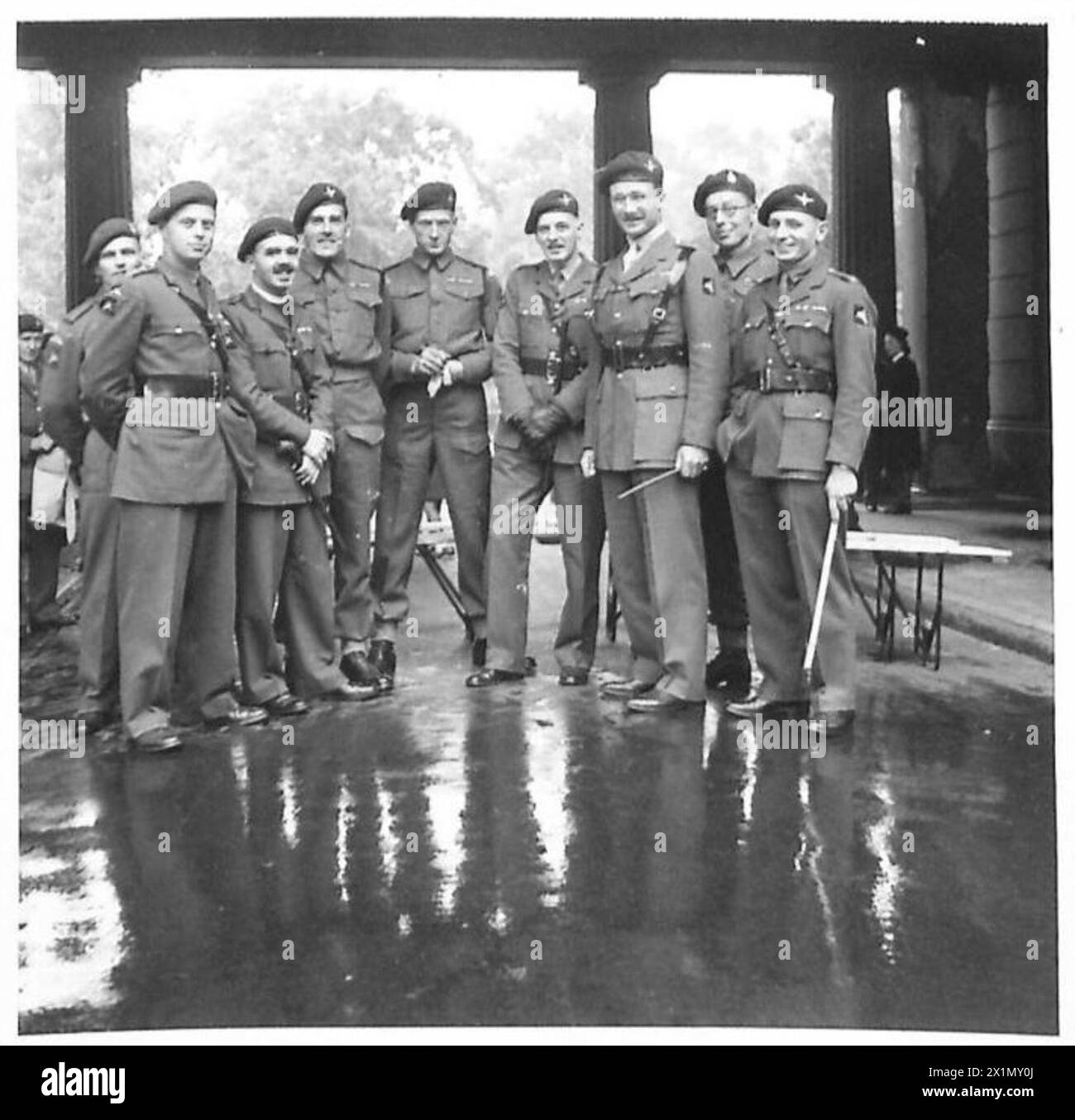 BRITISH 6TH AIRBORNE DIVISION : INVESTITURE - Officers and men of the ...