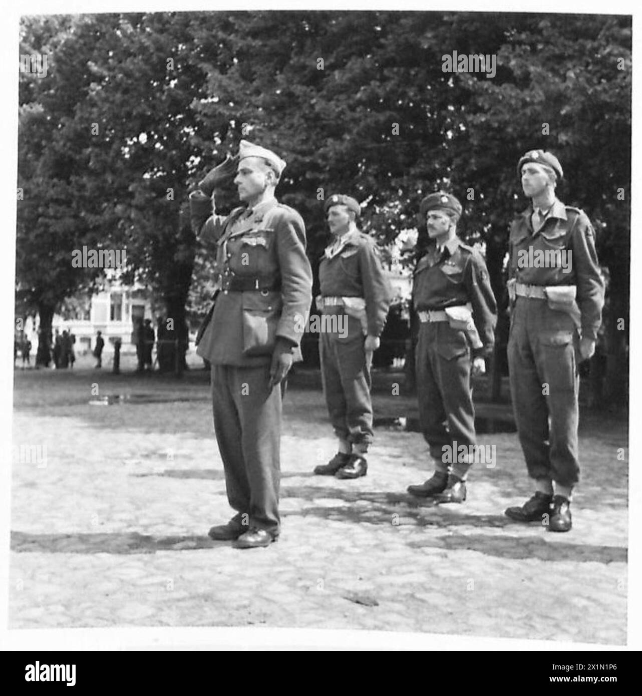 French Military Officer R giment Black And White Stock Photos Images french-military-officer-r-giment-black-and-white-stock-photos-images