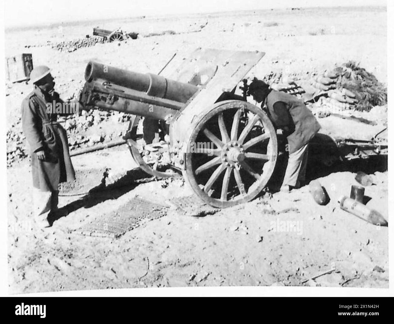 Captured italian gun hi-res stock photography and images - Alamy