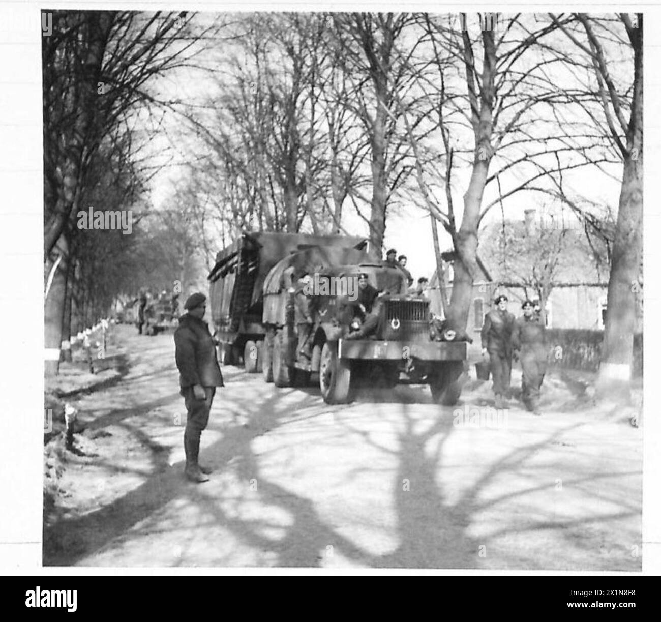 THE BRITISH ARMY IN NORTH-WEST EUROPE 1944-1946 - Heavy traffic on a road leading up to the Rhine, British Army, 21st Army Group Stock Photo