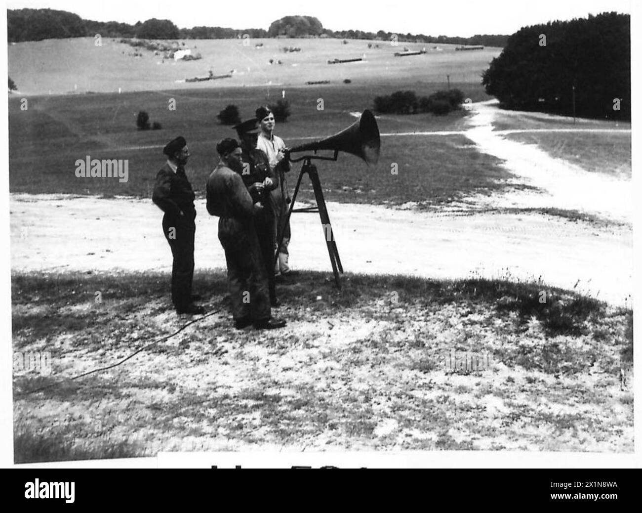 ROYAL TANK CORPS EXERCISES AT TIDWORTH - The officer giving ...