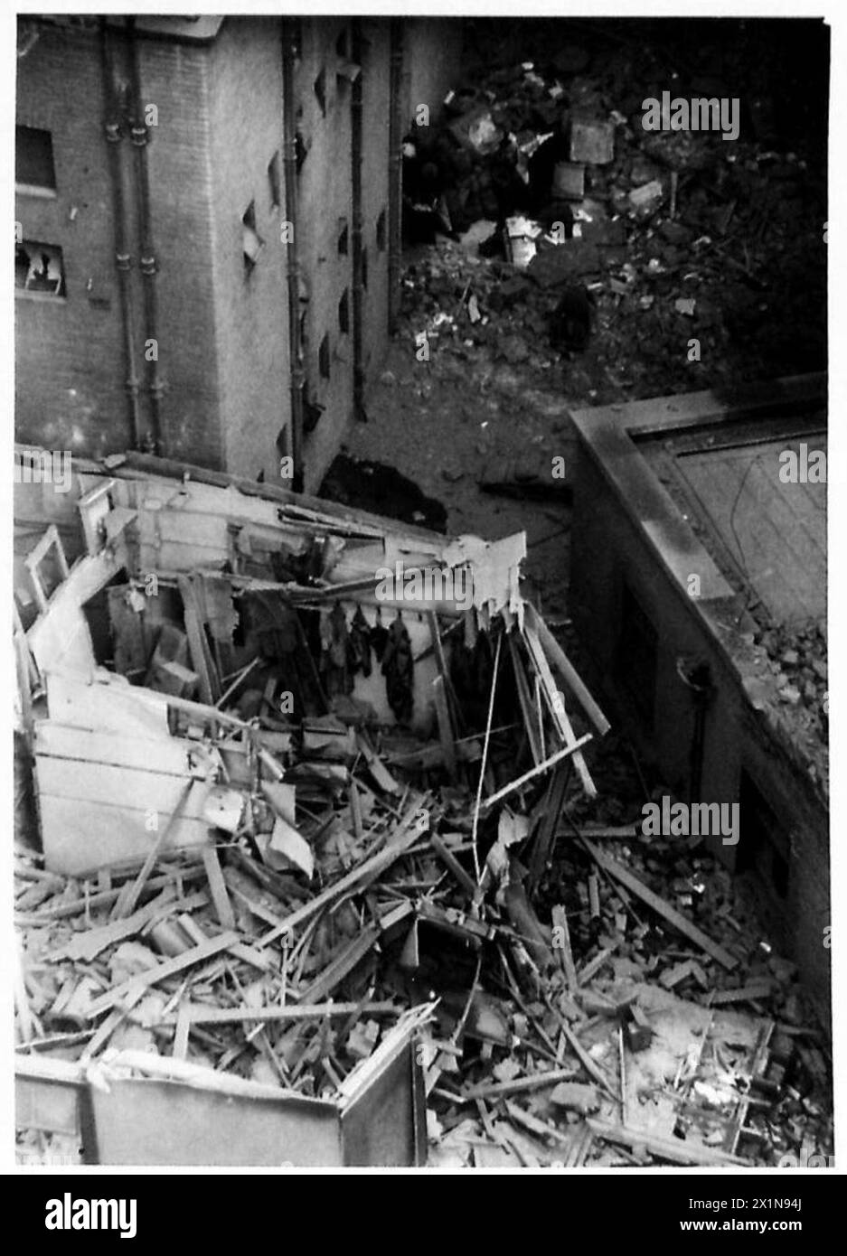 The British Army in Britain during 1939-1945, including field ...