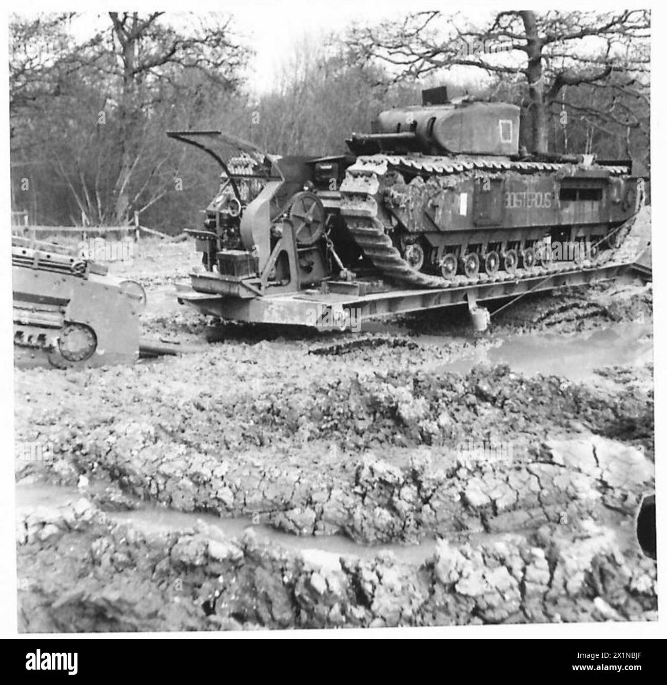 TANKS AND TRACKED TRANSPORTERS Tracked transporter bogged, British