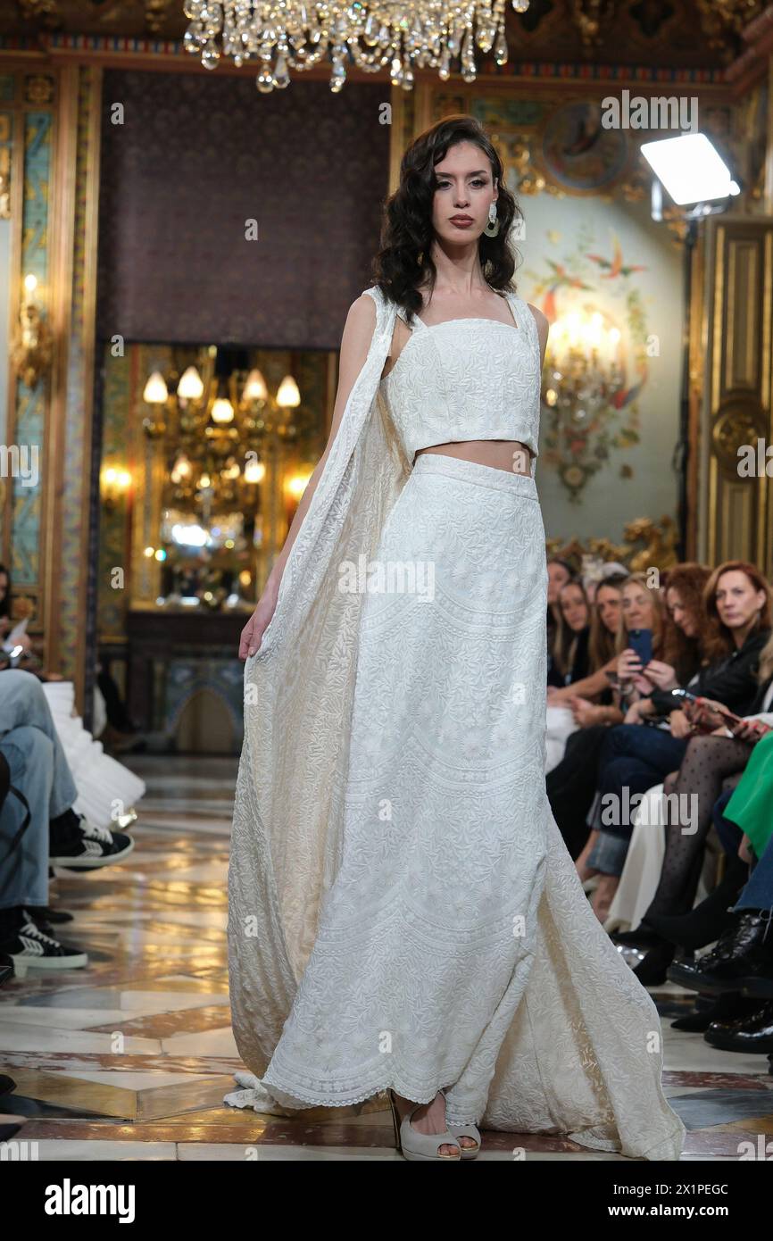 model showcases creations by SARA OMATOS during the Atelier Couture bridal catwalk within Madrid Fashion Week, at Santa Isabel Palace in Madrid. marzo, 2024 Spain Featuring: model Where: Madrid, Spain When: 12 Mar 2024 Credit: Oscar Gonzalez/WENN Stock Photo